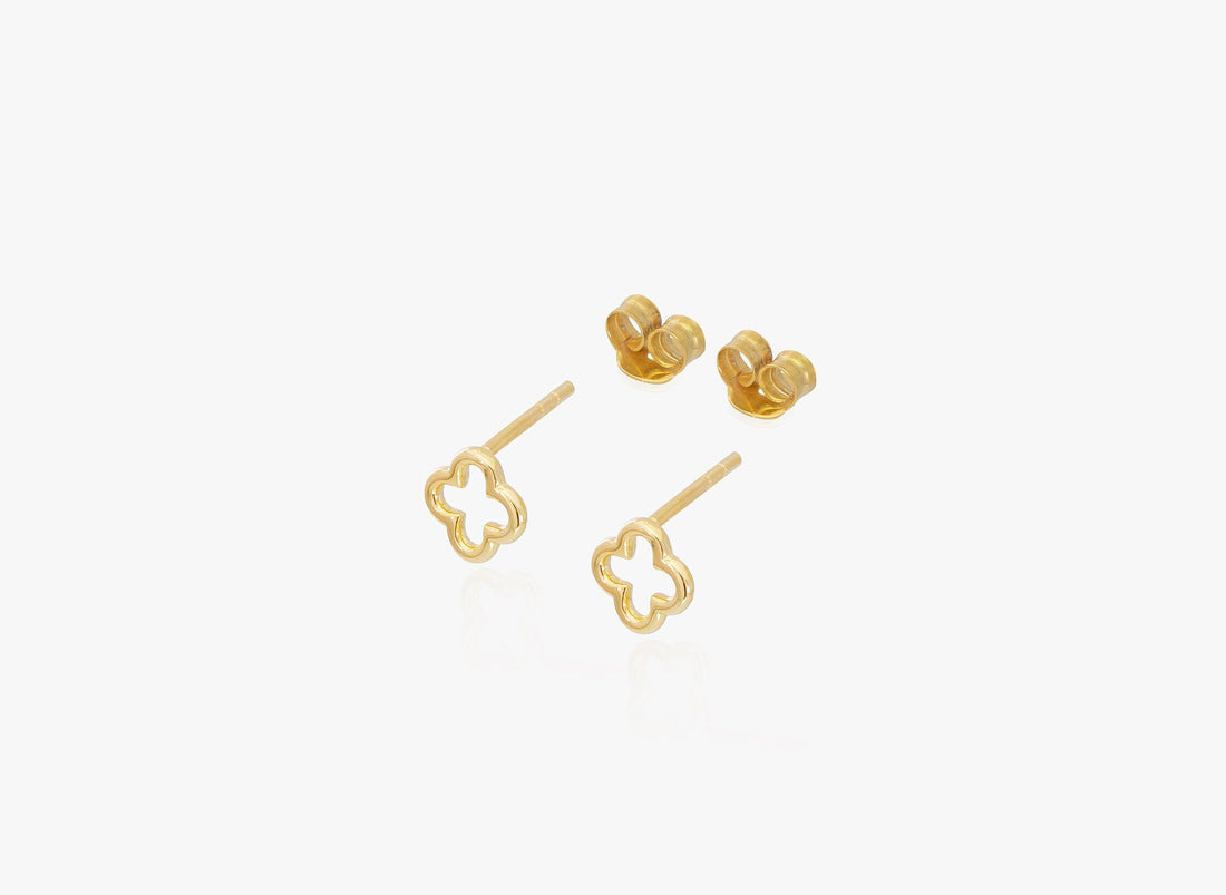 Clover Style Stud Earrings, Sterling Silver Flower Earrings, Tiny Stud Earrings, Minimalist Earrings for Women