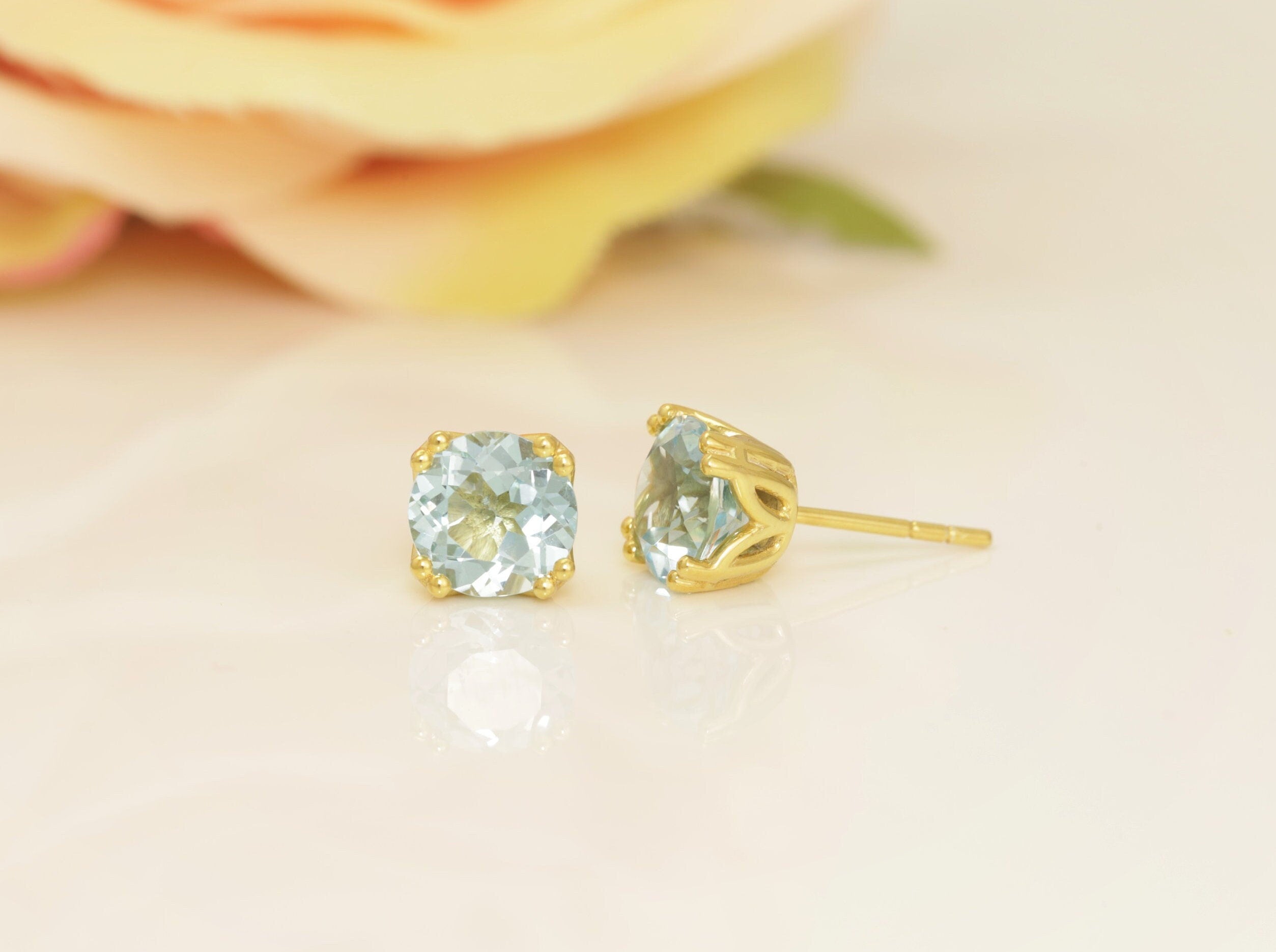 8.0mm Aquamarine Filigree Stud Earrings, March Birthstone Gift, Double Prong Filigree Studs Gift for Women, Aquamarine Earrings