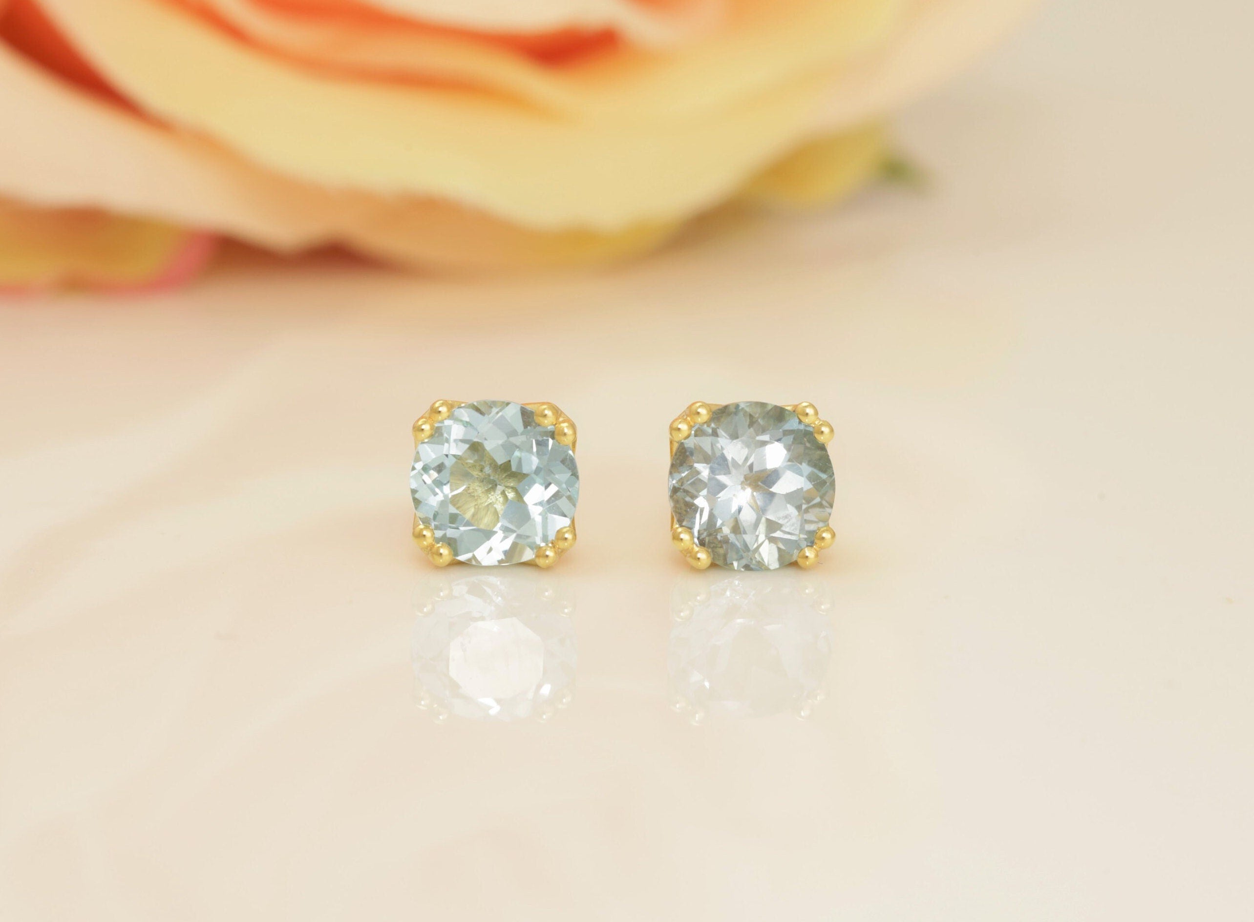 8.0mm Aquamarine Filigree Stud Earrings, March Birthstone Gift, Double Prong Filigree Studs Gift for Women, Aquamarine Earrings