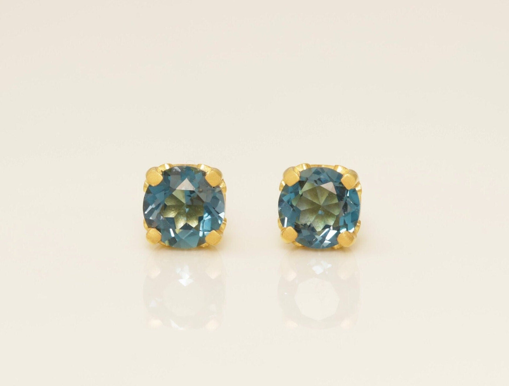 5.0mm London Blue Topaz Filigree Stud Earrings, December Birthstone Gift, Double Prong Filigree Studs Gift for Women