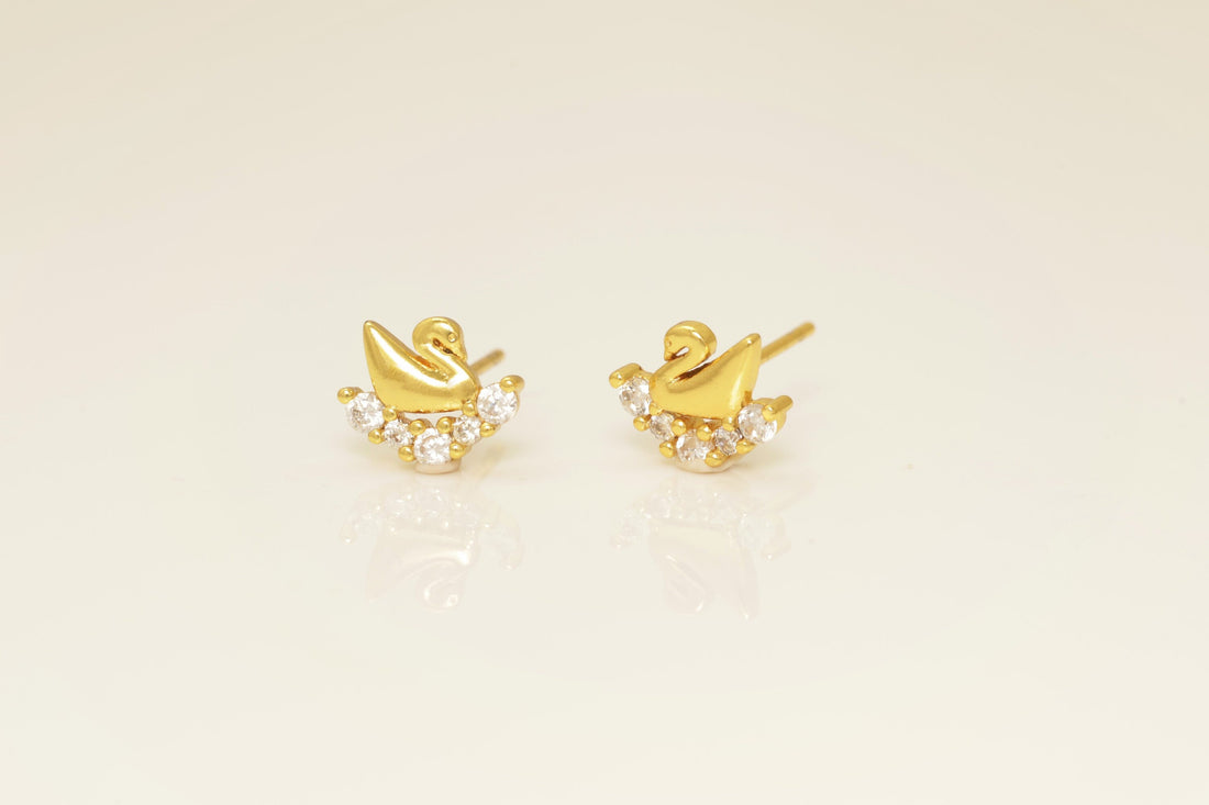 Swan Stud Earrings, Gift for Animal Lover, Bird Earrings, Diamond Swan Earrings Gift for Women, Gift for Birds Lover