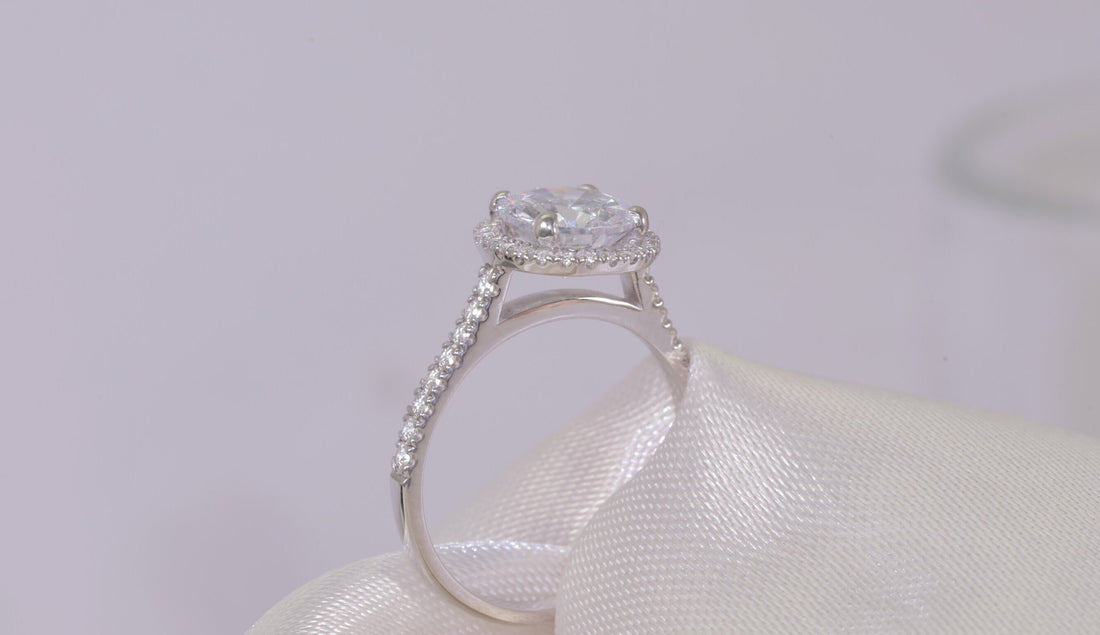 Round Engagement Ring Gold Travel Ring Unique Silver Promise Ring Wedding Ring Simulated Diamond Ring Halo Diamond Ring Gift