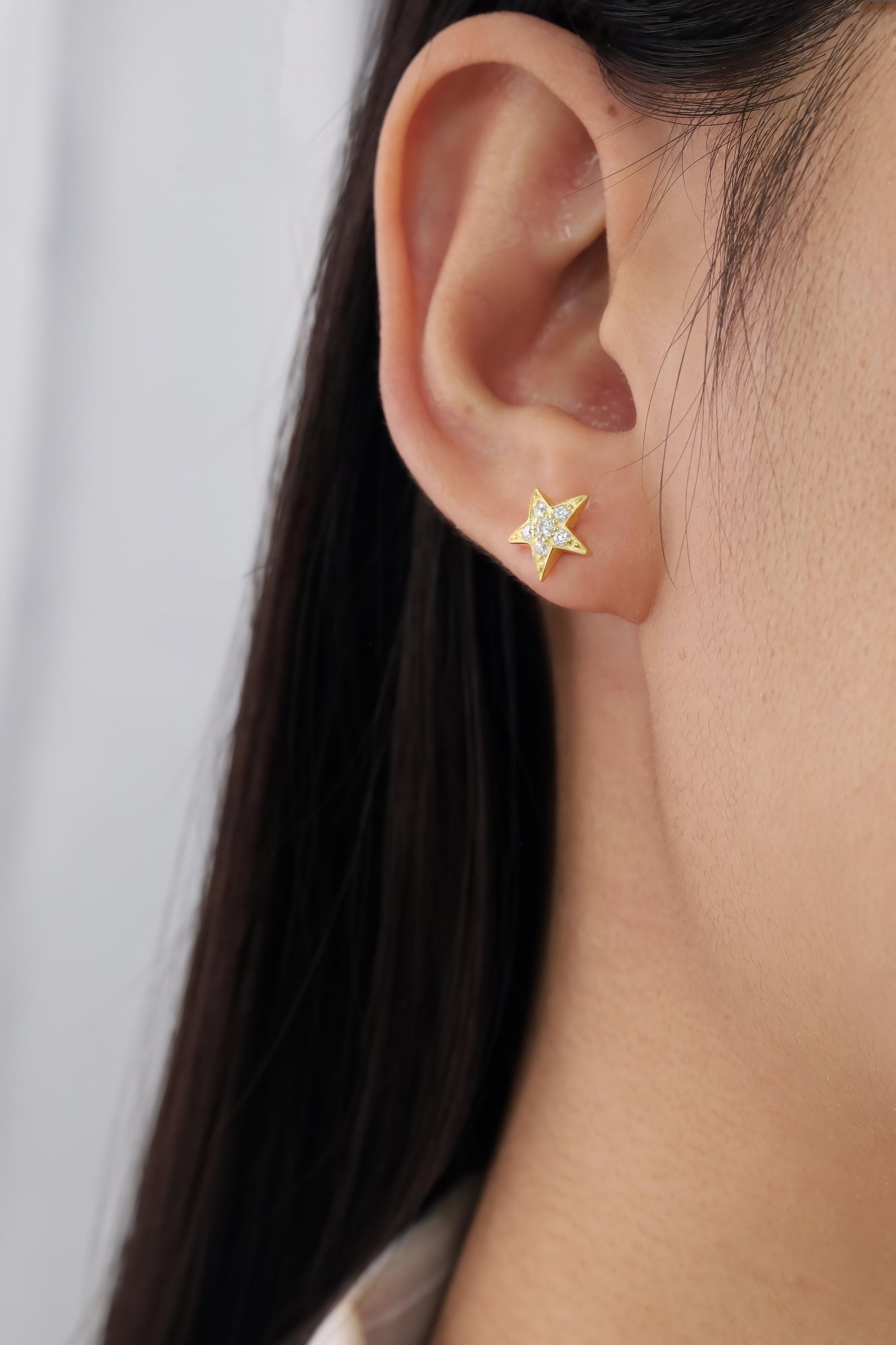 Diamond Star Stud Earrings, Minimalist Diamond Star Studs, Dainty and Elegant Jewelry for Women, Everyday Earrings