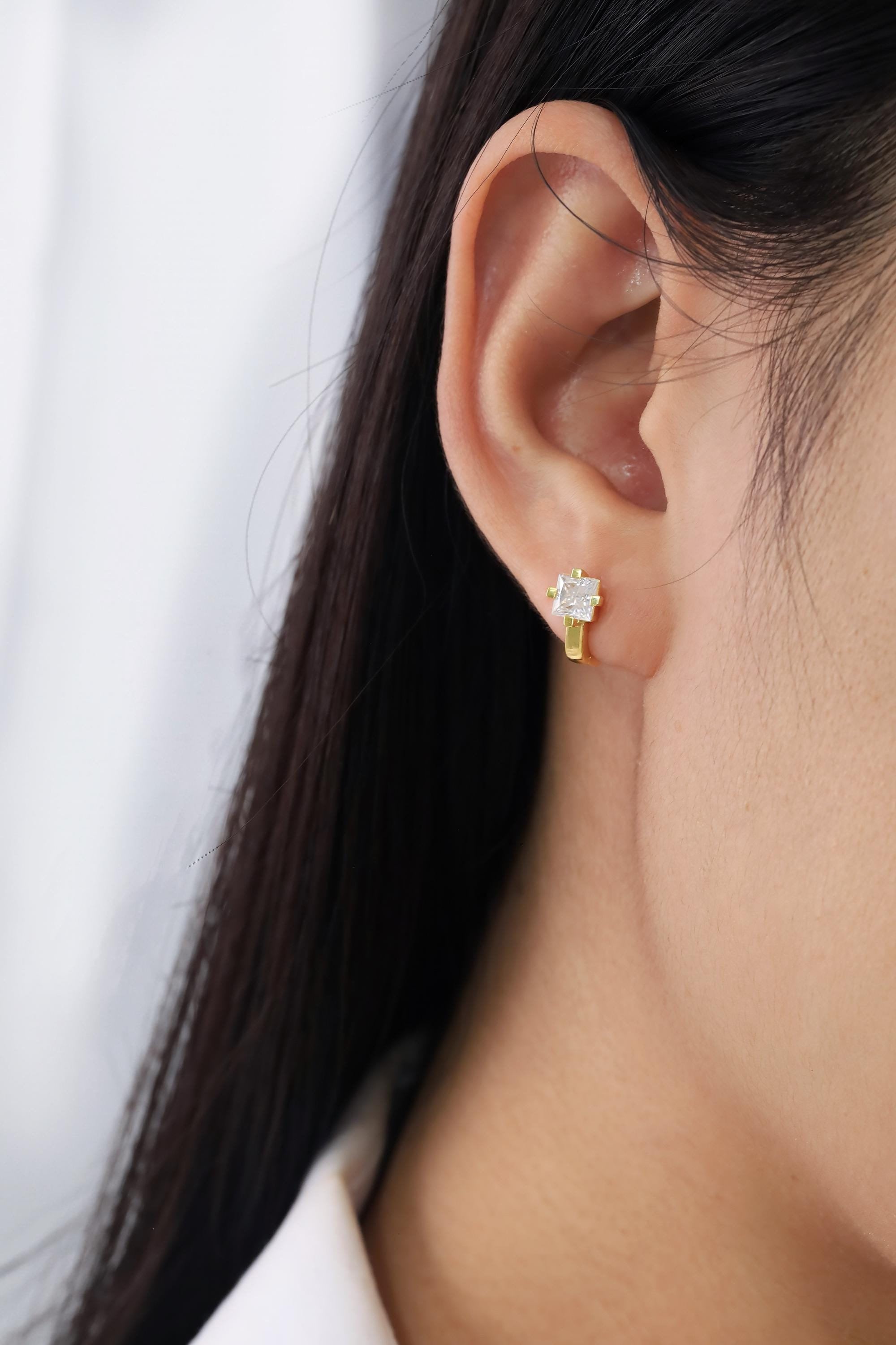 Princess Cut Diamond Hoop Earrings, Dainty Princess Cut Diamond Hoops, Dainty and Elegant Jewelry for Women, Everyday Earrings