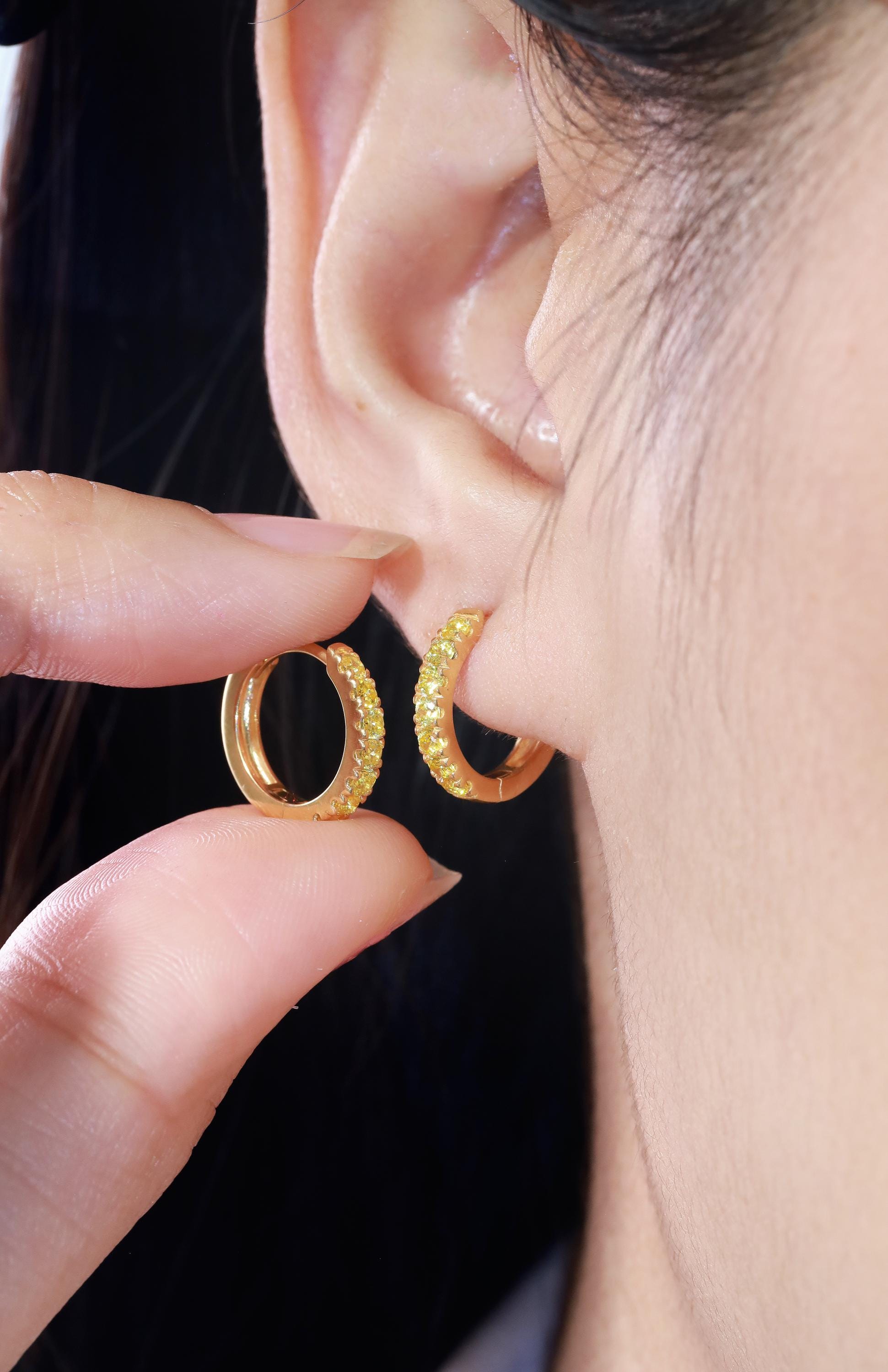 Seven Stones Yellow Sapphire Hoop Earrings, September Birthstone Gifts, Huggie Hoop Earrings, Minimal Hoop Earrings Gift for Women