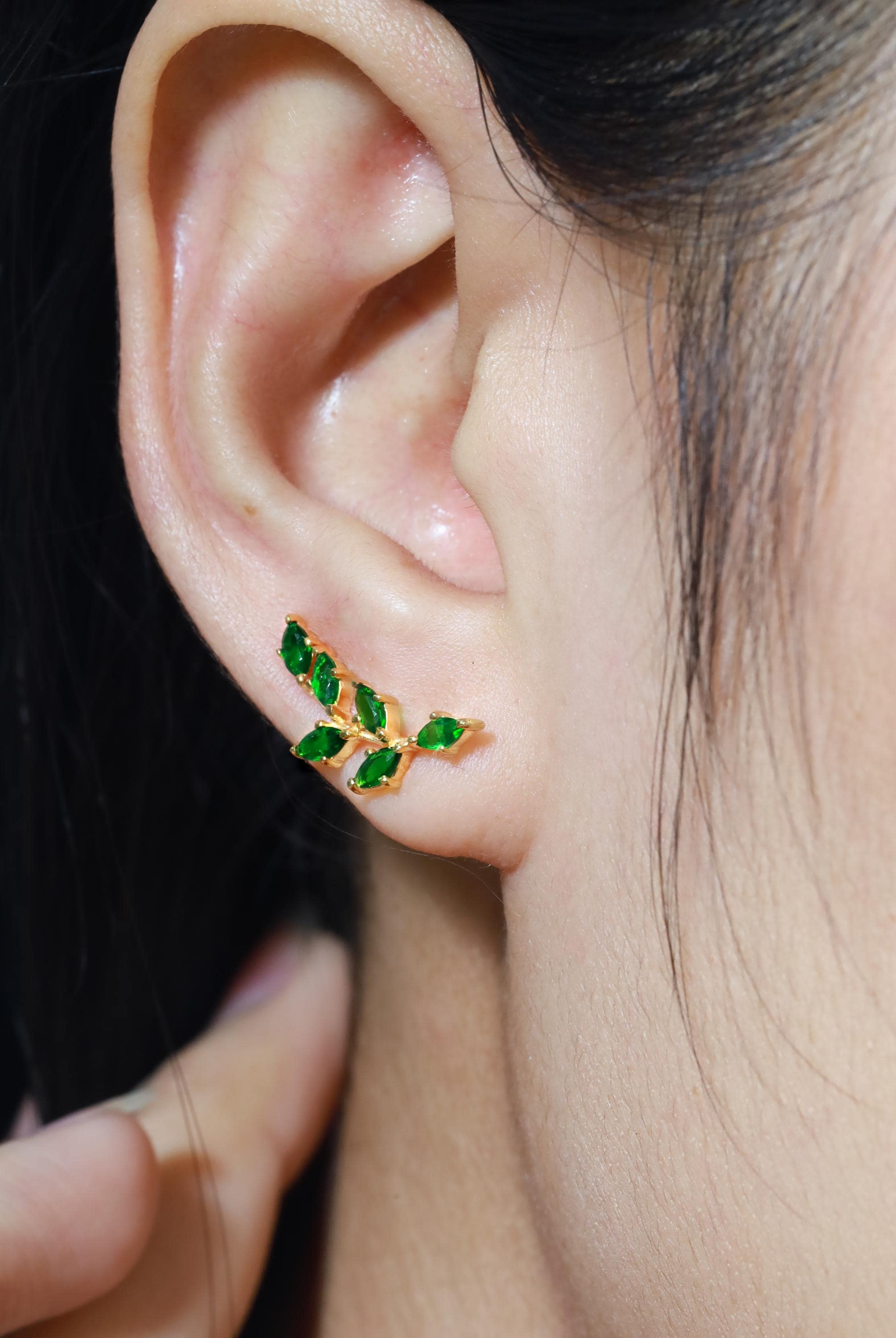 Emerald Climber Earrings, May Birthstone Gift, Marquise Ear Crawlers Earrings, Ear Climber Earrings, Bridesmaid Gift, Wedding Earrings