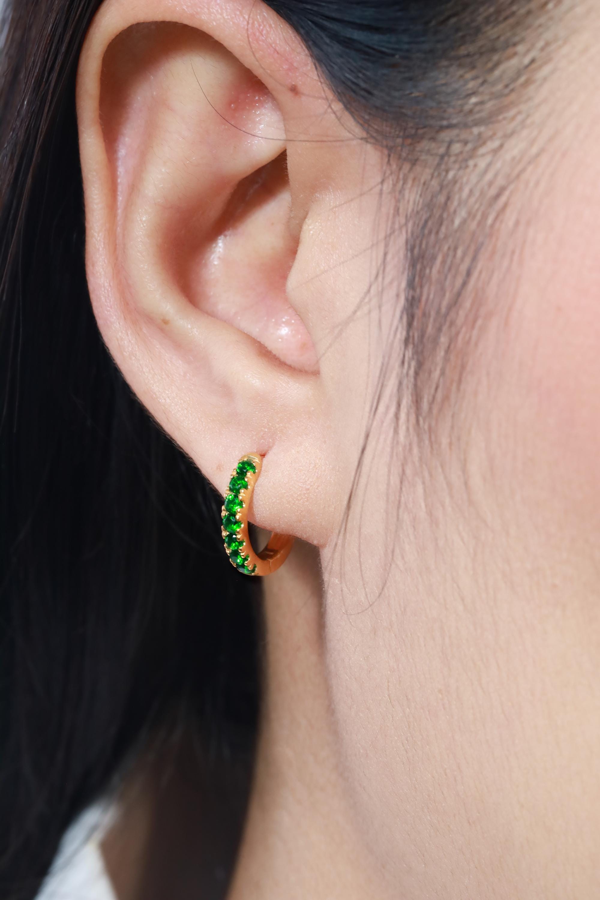 Seven Stones Green Emerald Hoop Earrings, May Birthstone Gifts, Huggie Hoop Earrings, Minimal Hoop Earrings Gift for Women