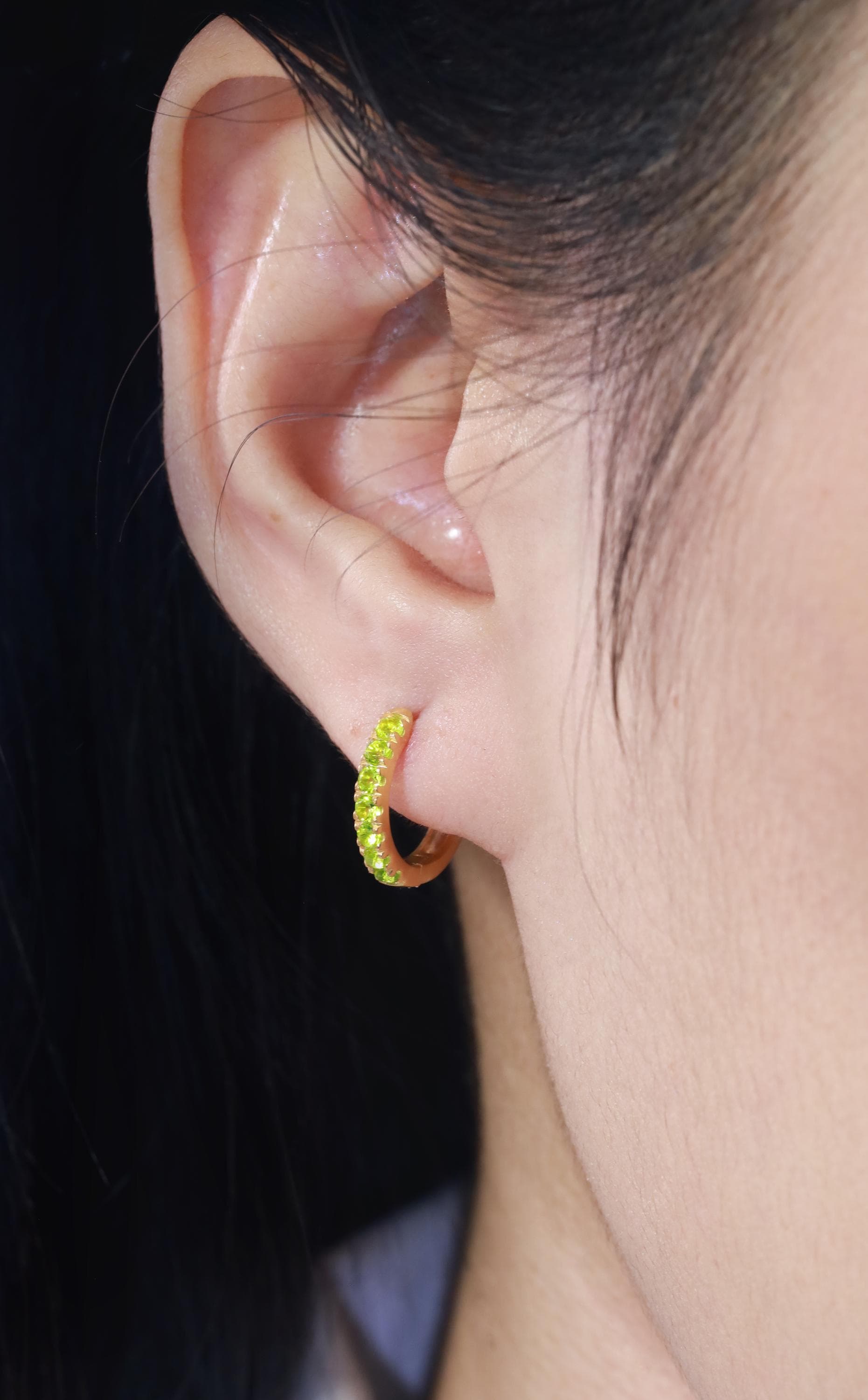 Seven Stones Peridot Hoop Earrings, August Birthstone Gifts, Huggie Hoop Earrings, Minimal Hoop Earrings Gift for Women