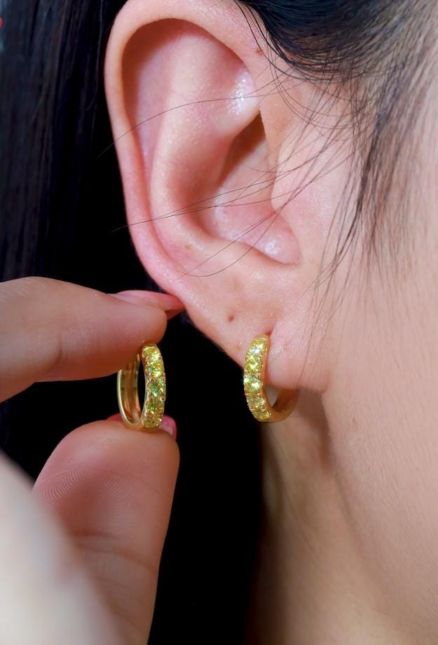 Five Stones Peridot Hoop Earring, August Birthstone Gifts, Huggie Hoops, Minimal Hoop Earring, In Stock
