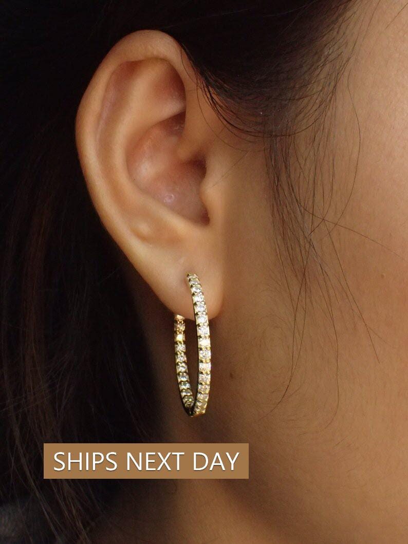 Diamonds Hoop Earrings / Hoop Earrings / Huggie Hoops Earrings / Minimalist Hoop Earring for Women / In Stock