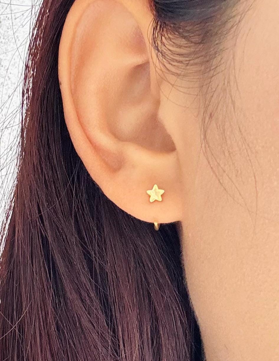 Star Open Huggies Earrings Star Charm Huggie Earrings 18K Gold Star Hoop Earrings Dainty Star Hoop Earrings Cute Star Small Hoops