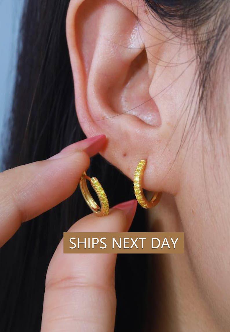 Peridot Hoop Earrings, August Birthstone Gifts, Huggies Hoop Earrings, Minimal Hoop Earrings