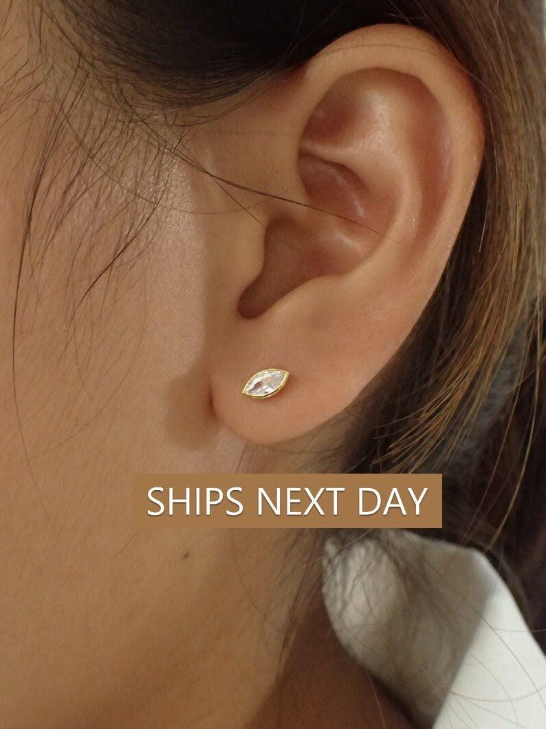 Sterling Silver Marquise Earrings / Diamonds Marquise Studs / Solitaire Marquise Stud / Cartilage Piercing