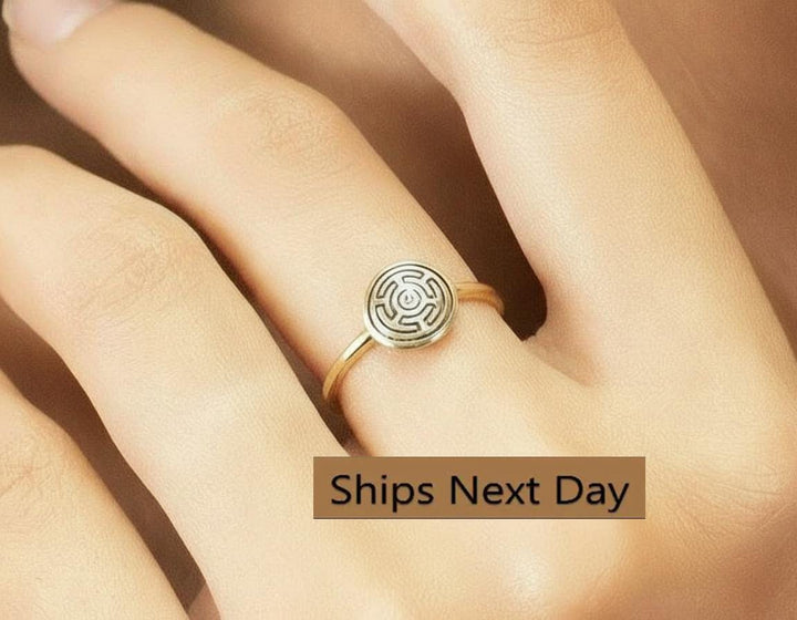 Hecate Ring, Hecate's Magic Strophalos Ring, Wheel of Hecate Symbol Jewelry, Talisman Ring, Goddess Ring