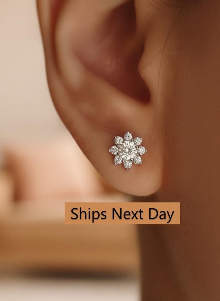 Flower Stud Earrings / Flower Stud Charm / Diamonds Minimalist Earrings / Floral Jewelry / Christmas Gift for Her / Valentine's Day Gift