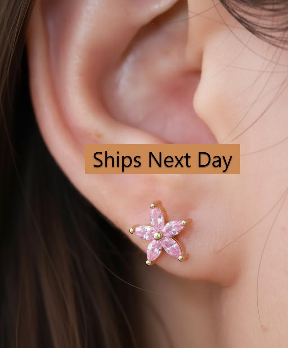 Pink Sapphire Flower Stud Earrings, September Birthstones, Everyday Earrings Gift for Her, Floral Studs, Graduation Gifts