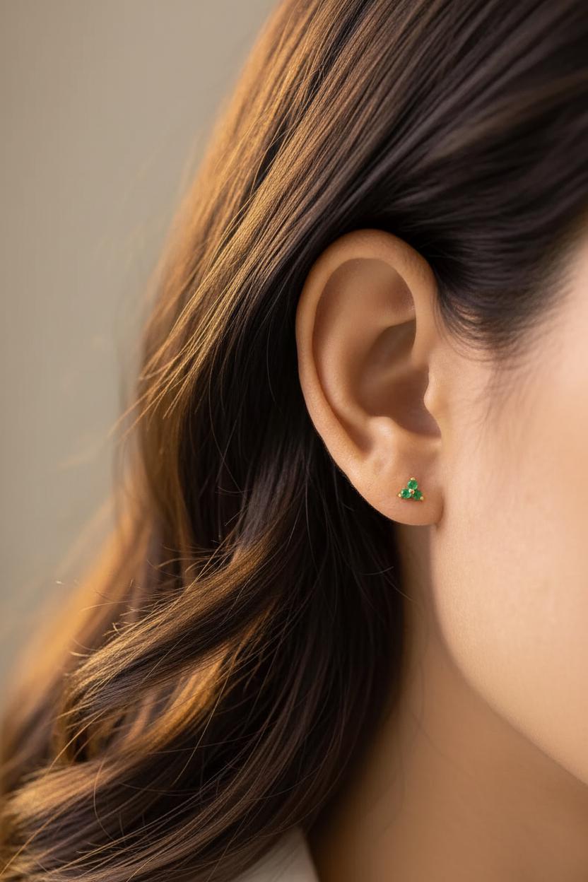 Emerald Earrings / Trio Stud Earrings / May Birthstone Gift / Three Stone Earrings / Minimalist Earrings / In Stock