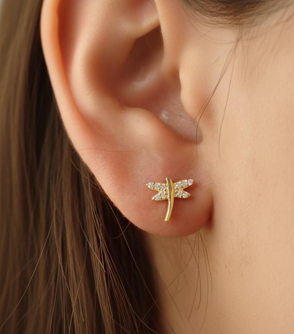 Dragonfly Stud Earrings / Insect Earrings / Gift for Mom / Gift for Sister / Gift for Insect Lover / Last Minute Gifts