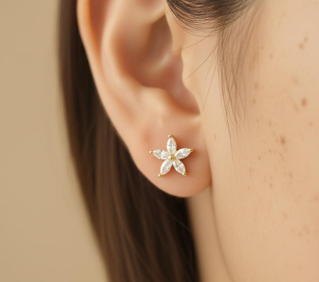 Marquise Stud Earrings / Marquise Cut Diamo2nd Earrings / Minimalist Flower Earrings / Bridesmaid Gifts / Holiday Gift for Her