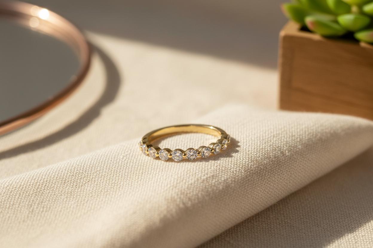 Moissanite Wedding Band, Single Prong Moissanite Stackable Ring, 1.8mm 2.0mm 2.2mm Moissanite Matching Ring, Gift for Her