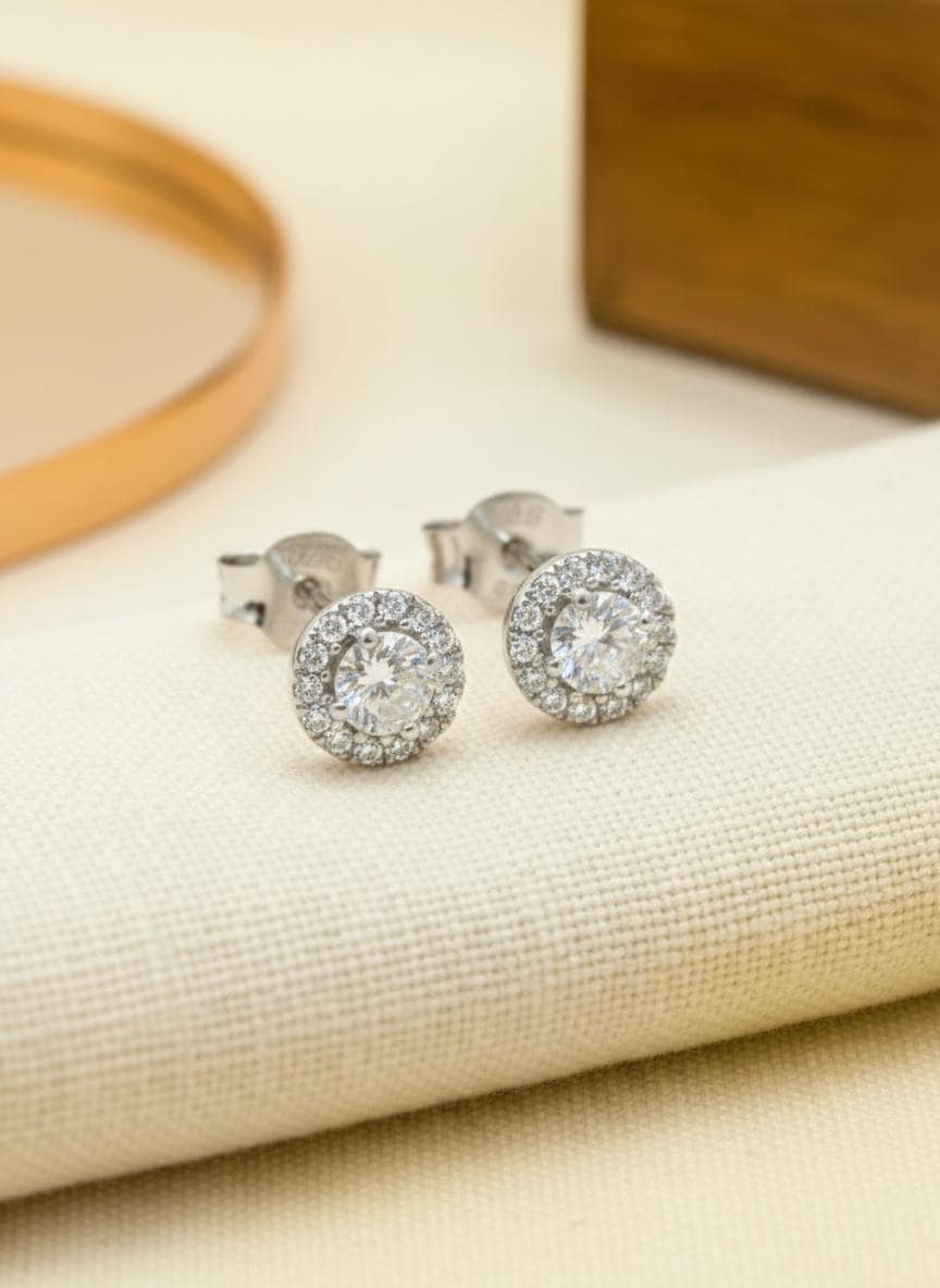 Minimalist Halo Stud Earrings / Diamonds Halo Earrings / Minimalist Earrings / Classic Earrings / Bridesmaid Gift / Valentine's Day Gift