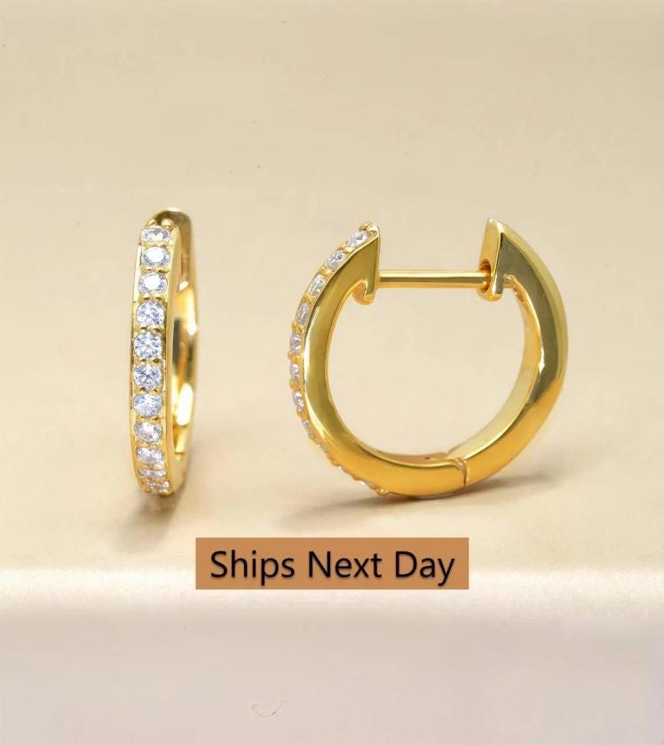 8mm Moissanite Huggie Hoop Earrings, Minimalist Hoop Earring Gift for Women, Huggies Hoop, Bridal Wedding Earrings