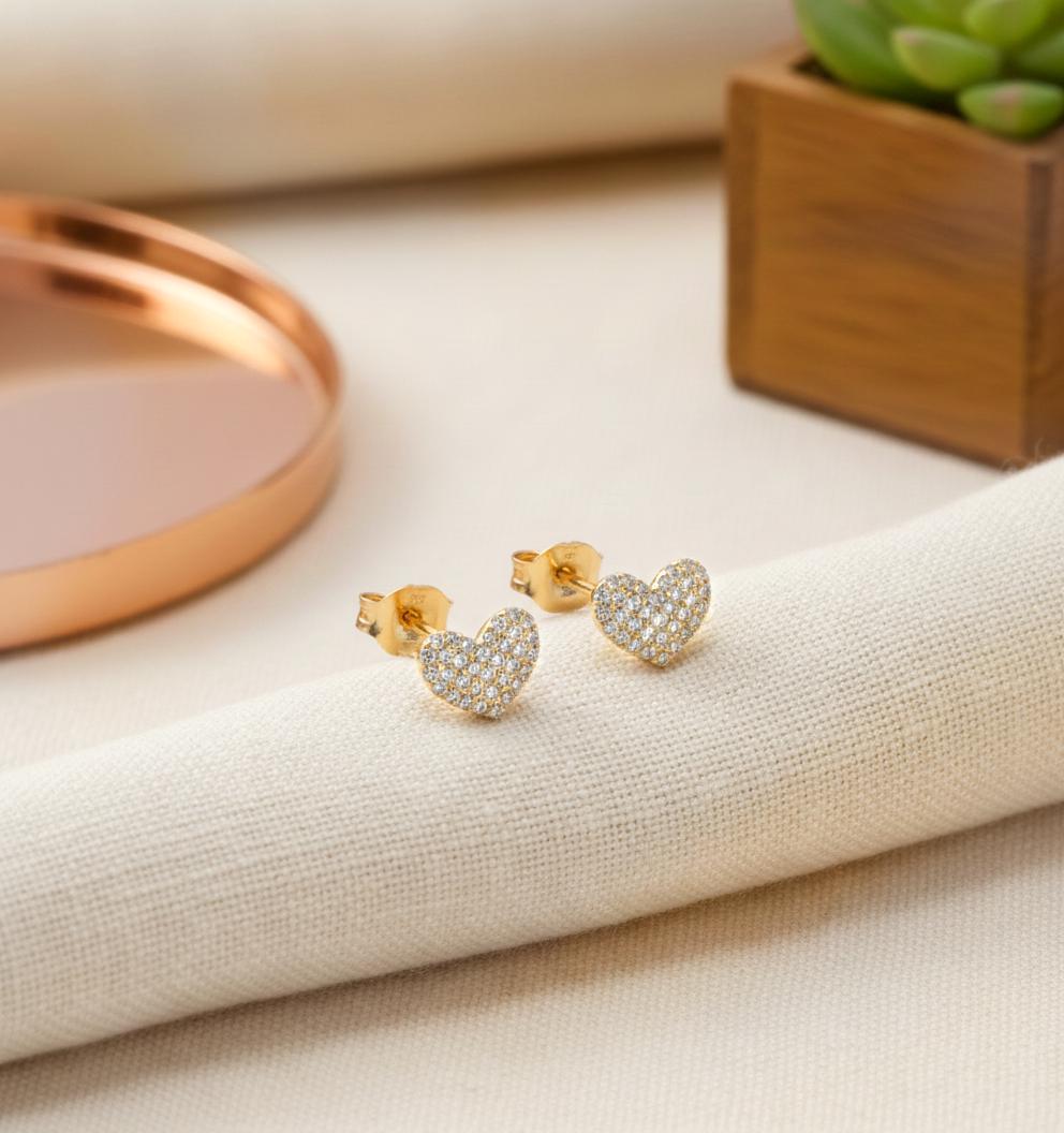 Heart Stud Earrings / Diamonds Heart Earrings / Crystal Heart Tragus / Cartilage Stud / Earrings for Women