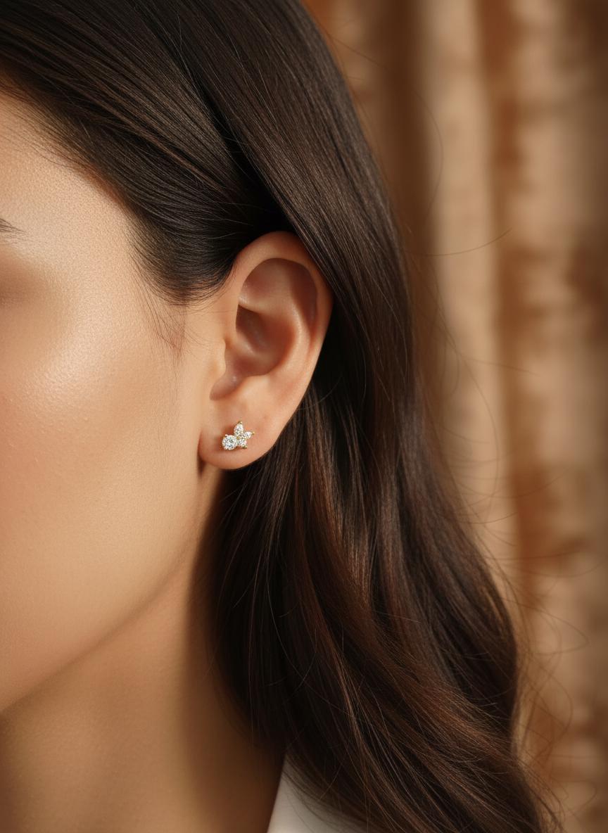 Diamond  Stud Earrings / Minimalist Earrings / Earrings Gifts for Women / Diamond Silver Earrings / Bridesmaid Gift