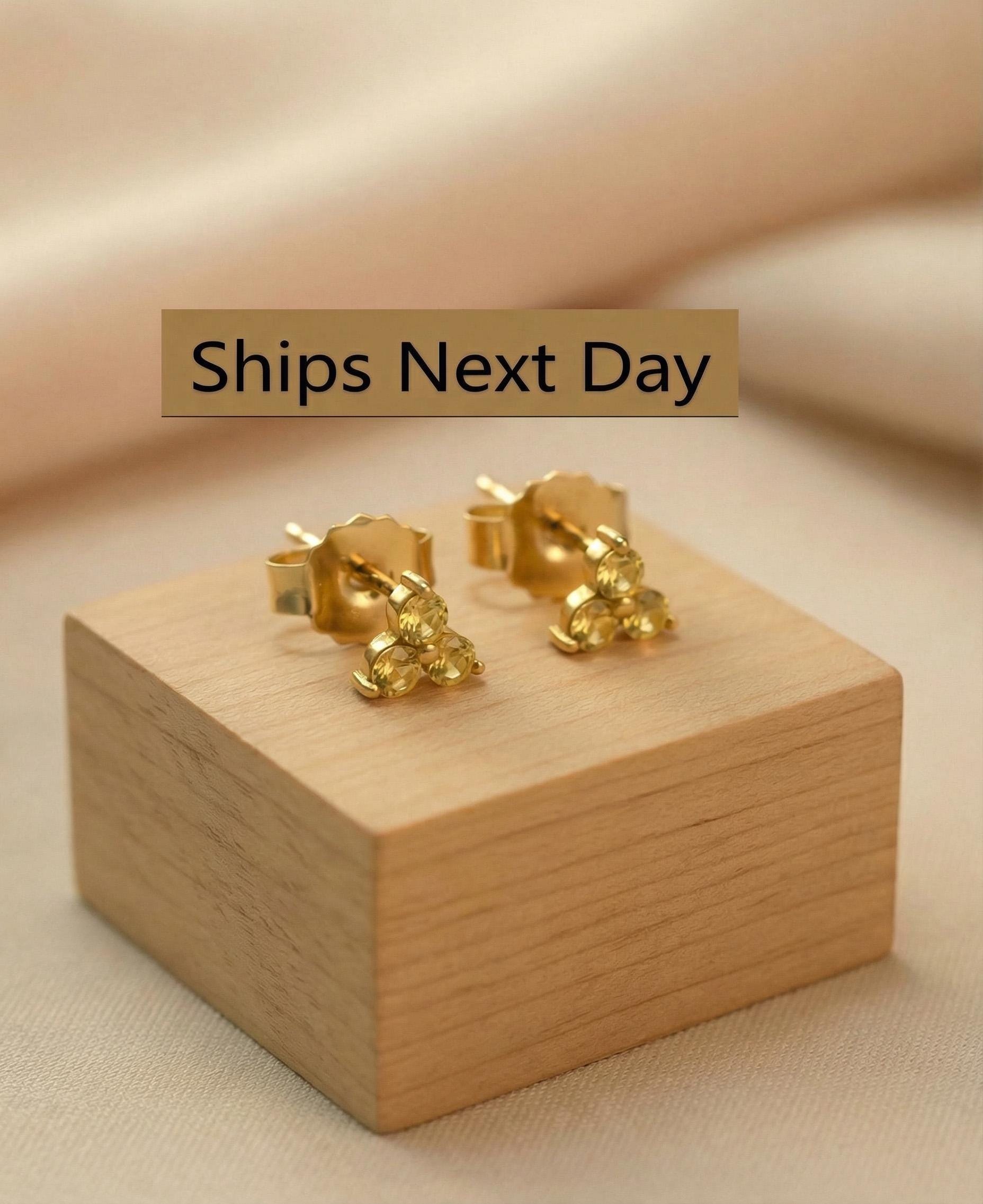 Yellow Sapphire Earrings / Trio Sapphire Studs / Bridesmaid Gifts / Three Stone Earrings / Minimalist Earrings / In Stock