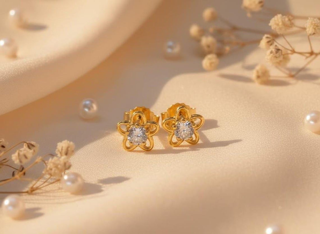 Flower Stud Earrings / 925 Sterling Silver Flower Earrings / Diamonds Minimalist Earrings / Bridesmaid Gift