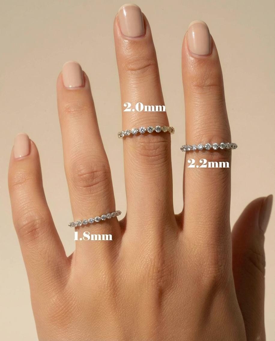 Moissanite Wedding Band, Single Prong Moissanite Stackable Ring, 1.8mm 2.0mm 2.2mm Moissanite Matching Ring, Gift for Her