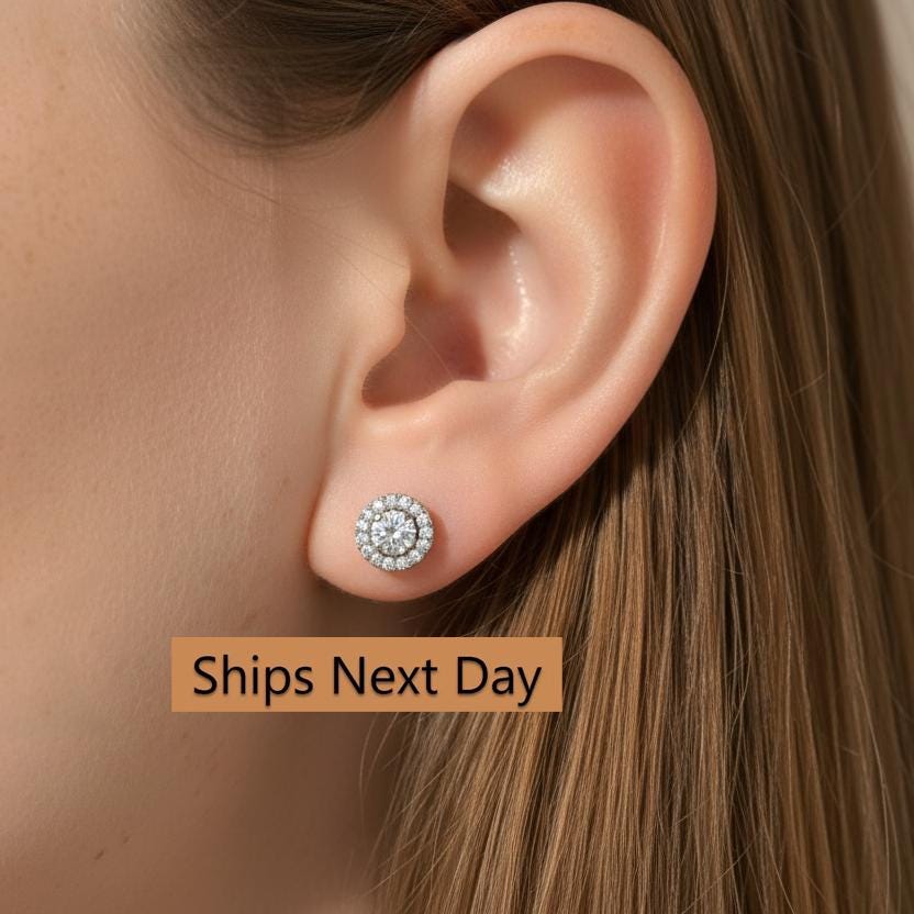 Minimalist Halo Stud Earrings / Diamonds Halo Earrings / Minimalist Earrings / Classic Earrings / Bridesmaid Gift / Valentine's Day Gift