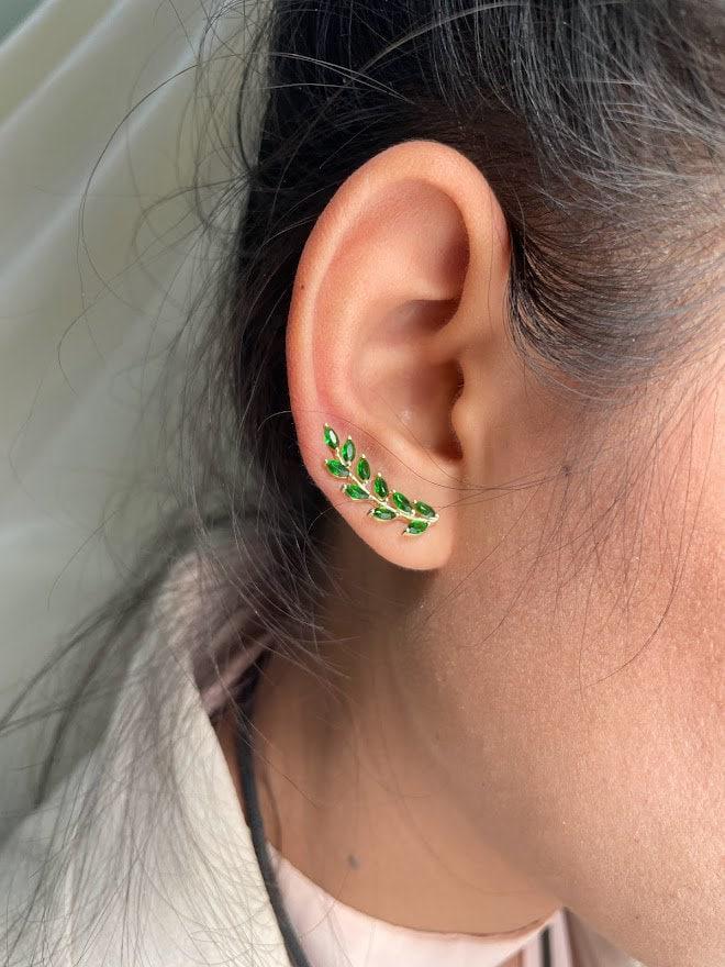 Emerald Earring Climber / Marquise Ear Crawlers Earrings / Ear Climber Earrings / Bridesmaid Gift / May Birthstones / Valentine's Day Gift