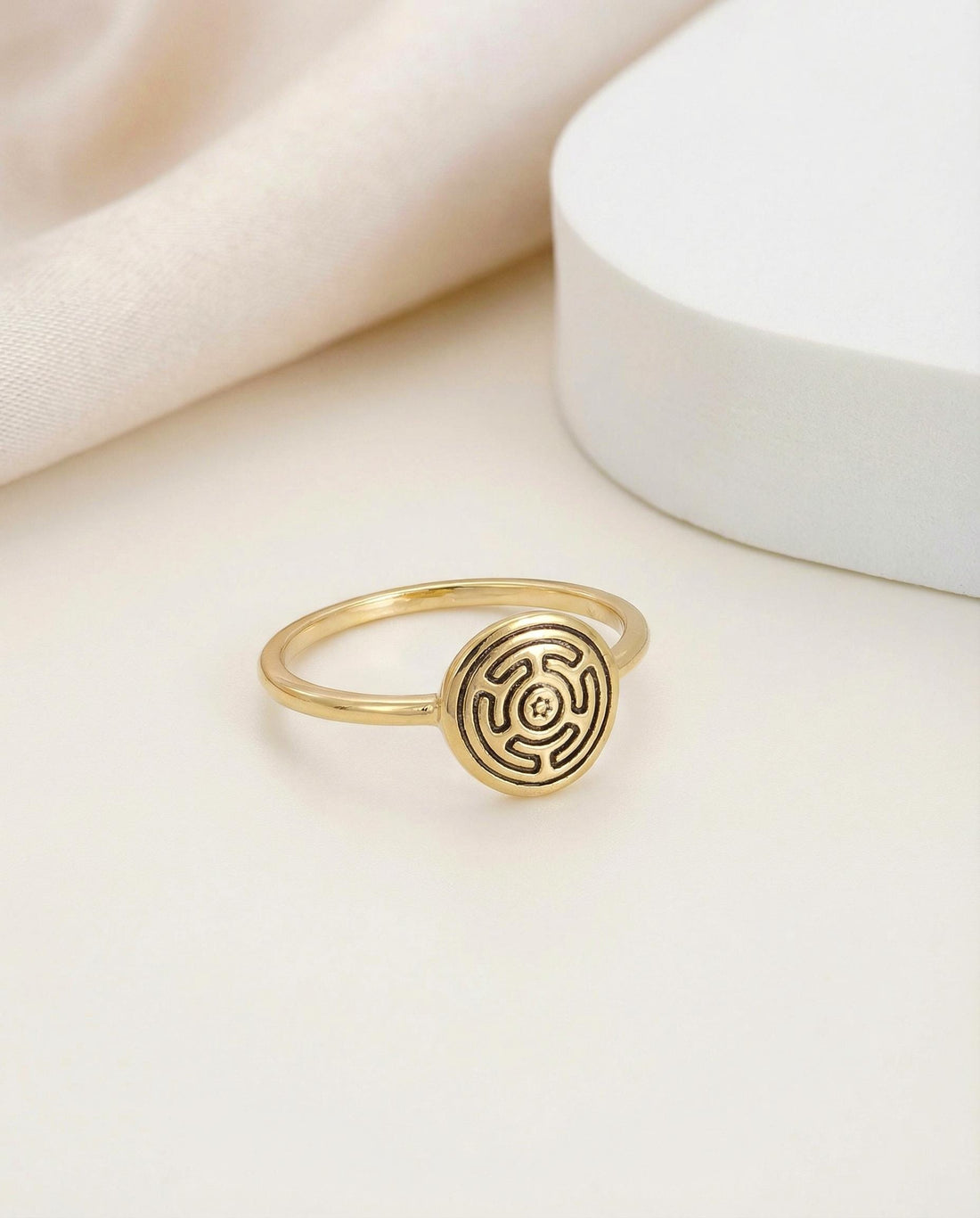 Hecate Ring, Hecate's Magic Strophalos Ring, Wheel of Hecate Symbol Jewelry, Talisman Ring, Goddess Ring