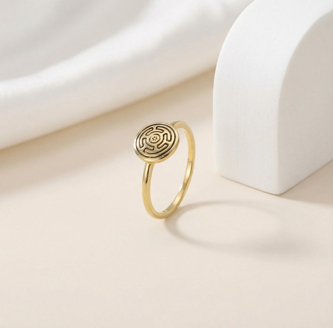 Hecate Ring, Hecate's Magic Strophalos Ring, Wheel of Hecate Symbol Jewelry, Talisman Ring, Goddess Ring