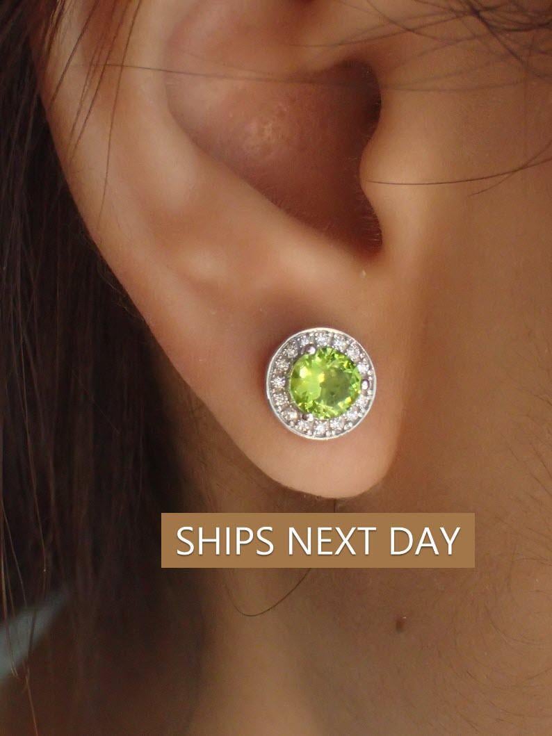 Peridot Halo Stud Earrings / Minimalist Earrings Gift for Women / Everyday Earring / August Birthstone Gift / Classic Earrings / In Stock