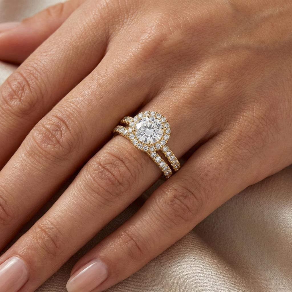 Round Engagement Ring Gold Travel Ring Unique Silver Promise Ring Wedding Ring Simulated Diamond Ring Halo Diamond Ring Gift