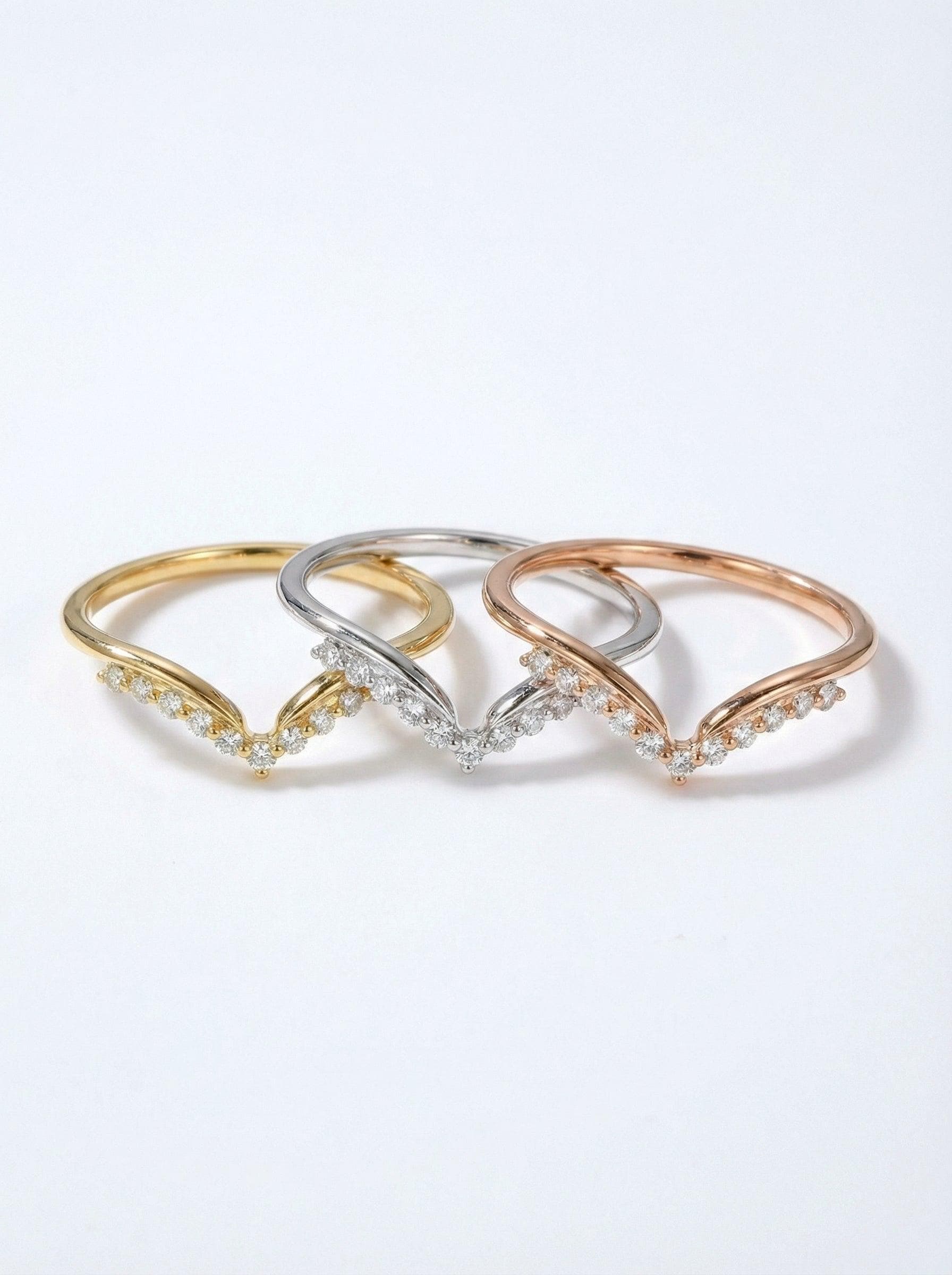 Delicate Moissanite Curved Wedding Band, Curve Stacking Ring, Matching Wedding Ring Gift for Women, Crown Ring