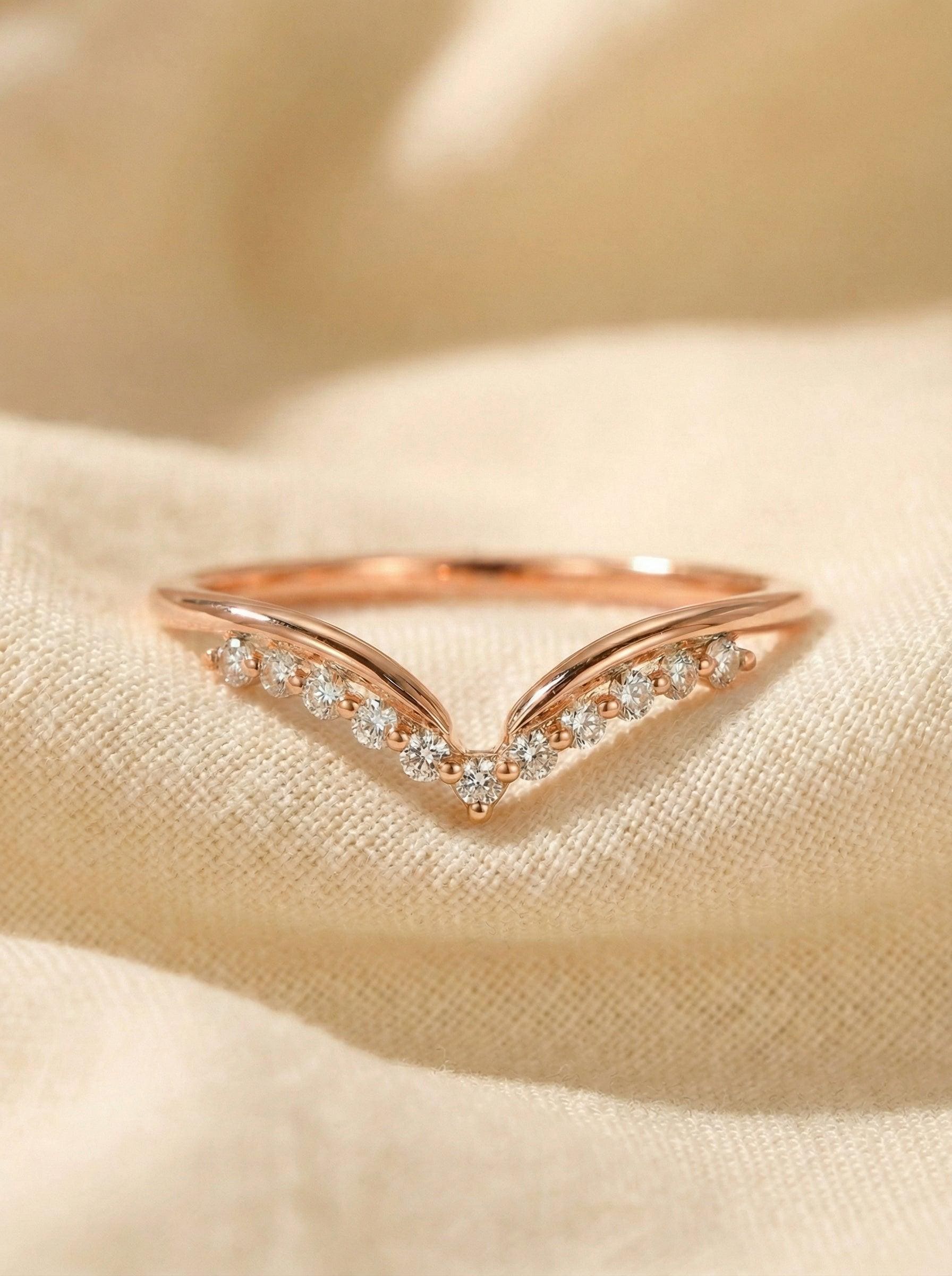 Delicate Moissanite Curved Wedding Band, Curve Stacking Ring, Matching Wedding Ring Gift for Women, Crown Ring