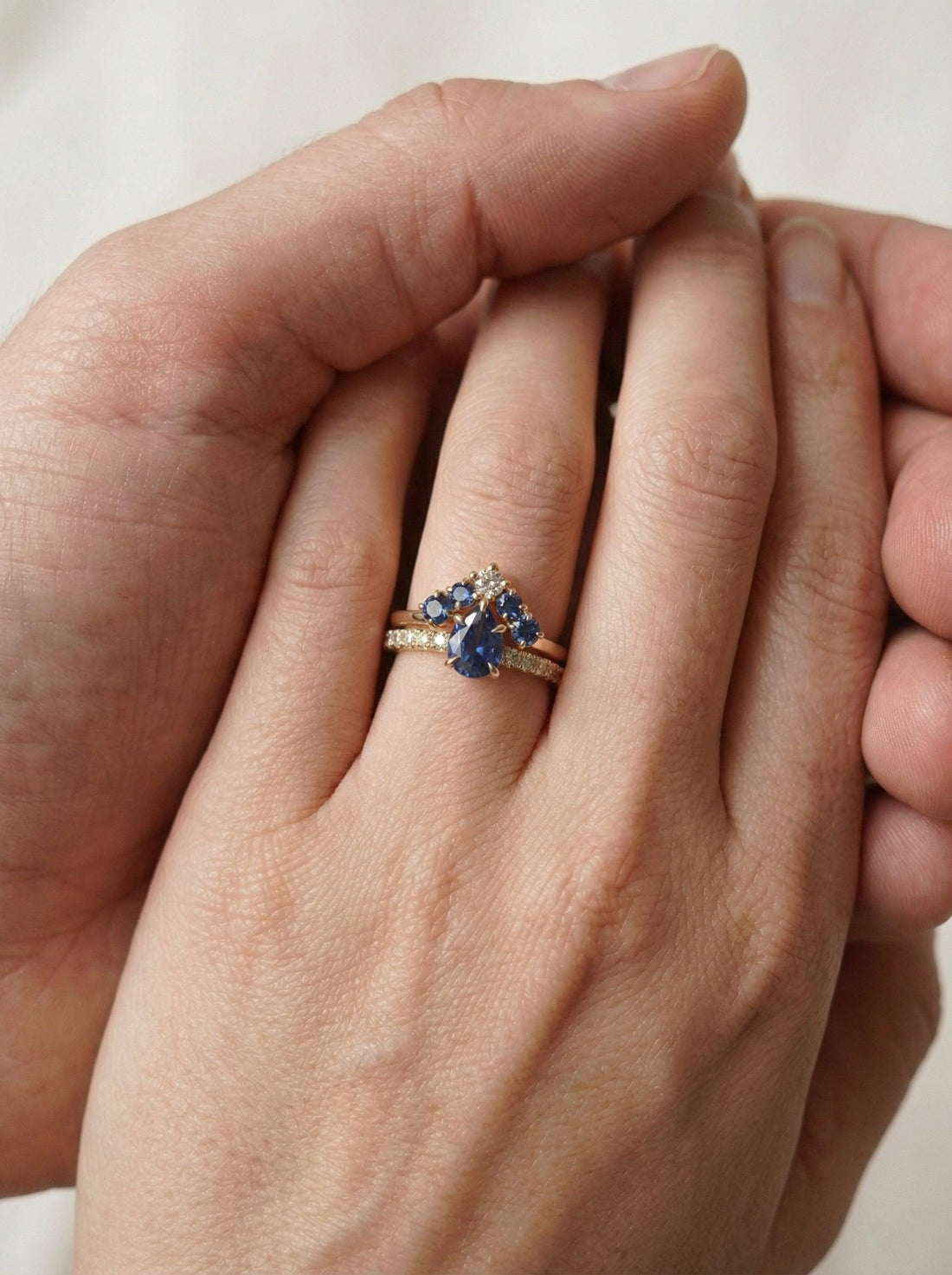 Blue Sapphire Engagement Ring Set, Vintage Pear Cut Bridal Ring, Antique Curved Wedding Band, September Birthstone Set for Her