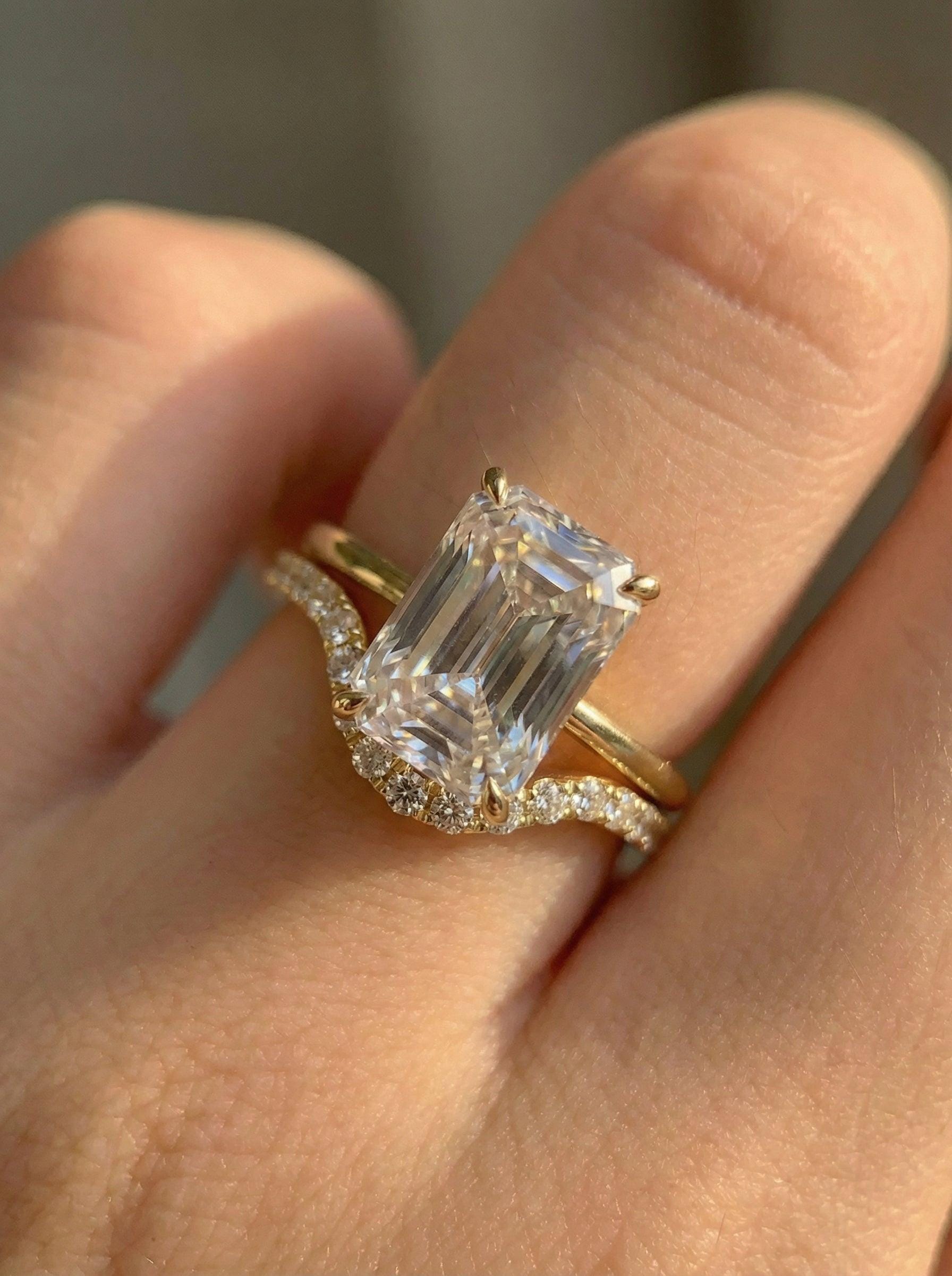 Radiant Cut Solitaire Engagement Ring, 18K Gold Promise Ring Gift for Women, Solitaire Rectangle Stone Ring, Travel Ring