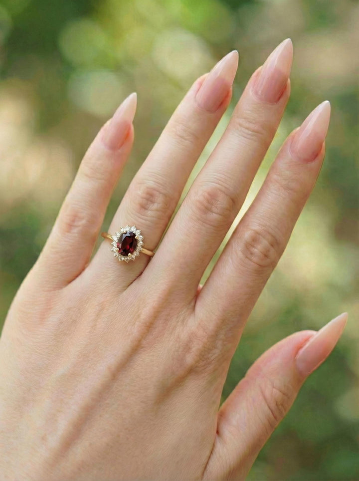 Garnet Wedding Band Ring Vintage Style Travel Ring For Women Oval Cut Deep Red Gemstone January Birthstone Jewelry Gift
