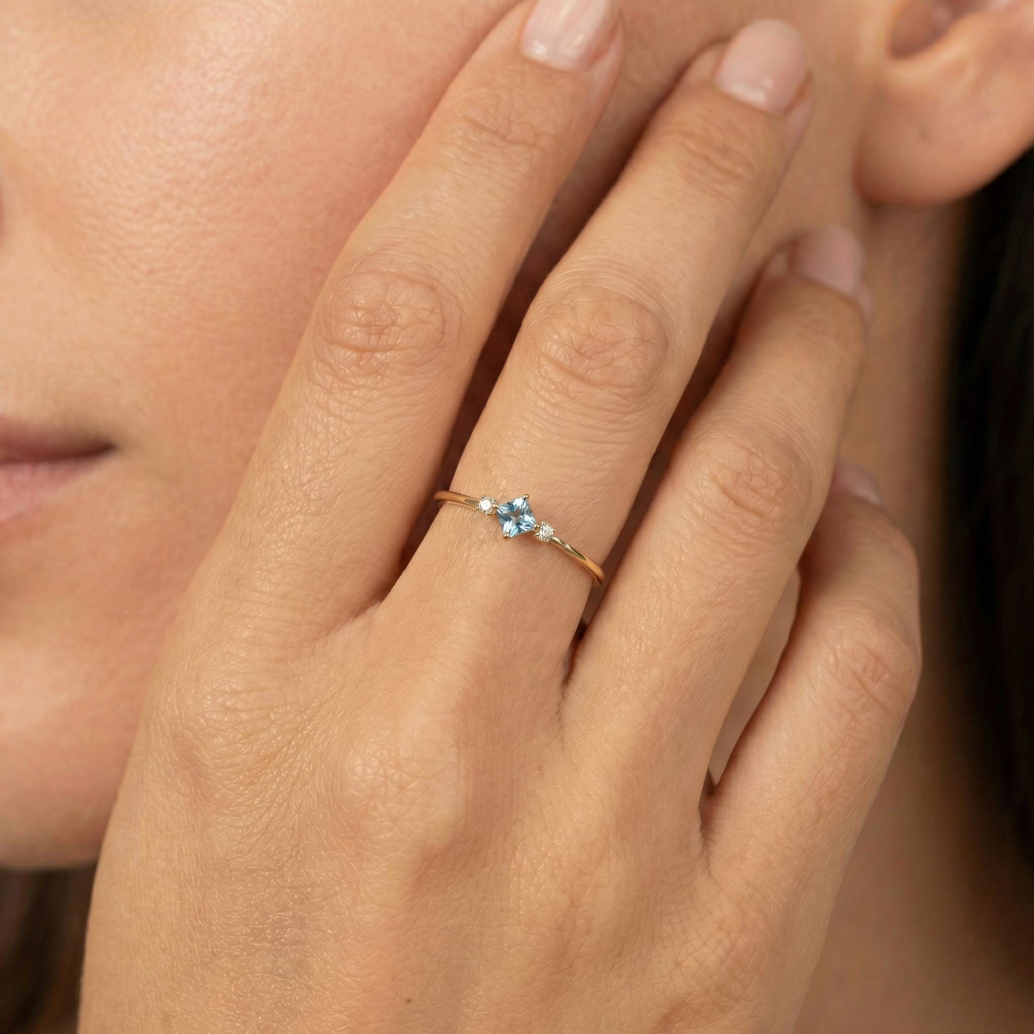 Princess Cut Aquamarine Ring March Birthstone Promise Ring Minimalist Three Stone Engagement Ring Dainty Light Blue Gemstone Jewelry