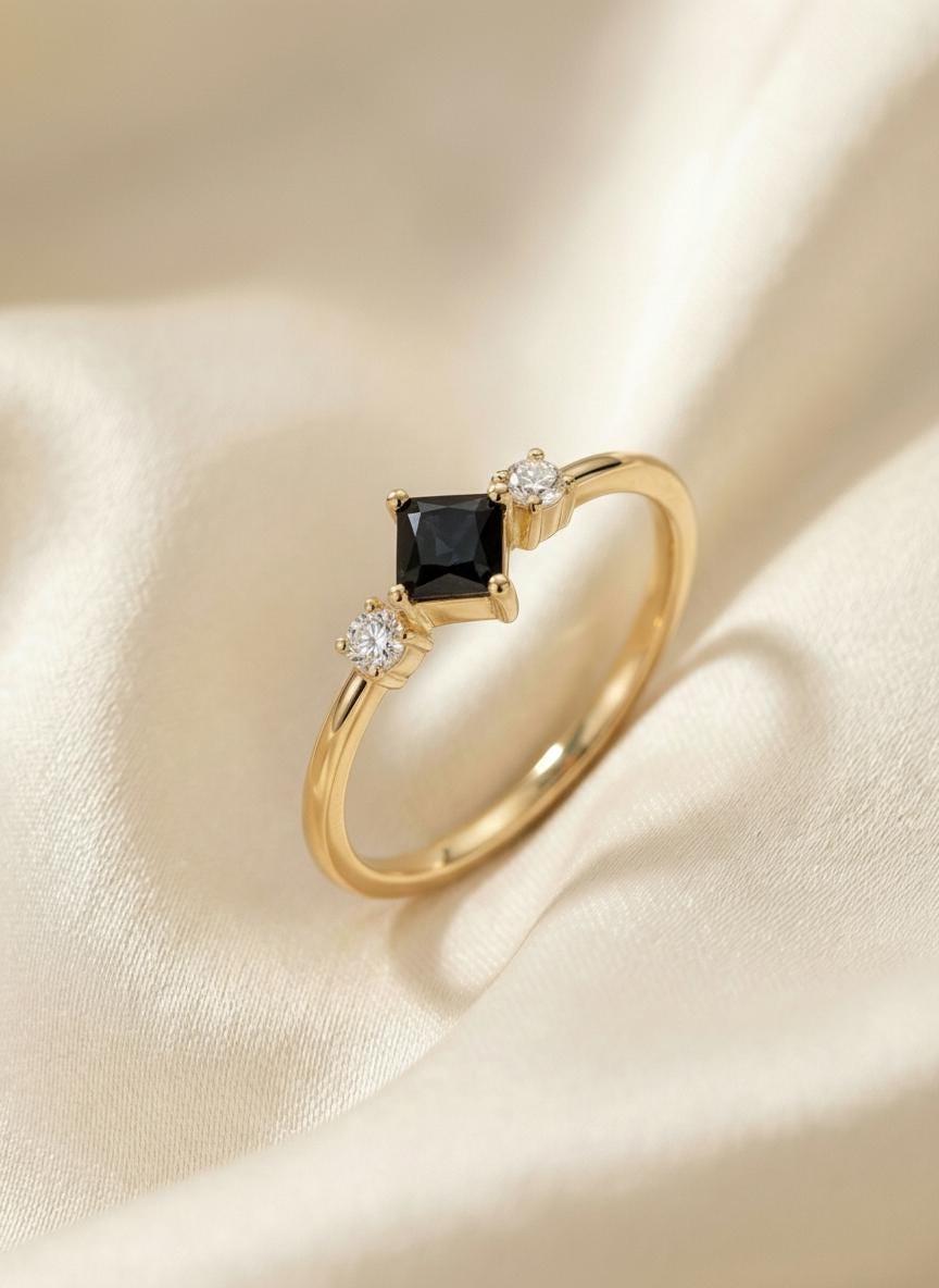 Black Diamond Engagement Ring, Minimalist Promise Ring For Her, Kite Set 3 Stone Ring, Black Gemstone Band