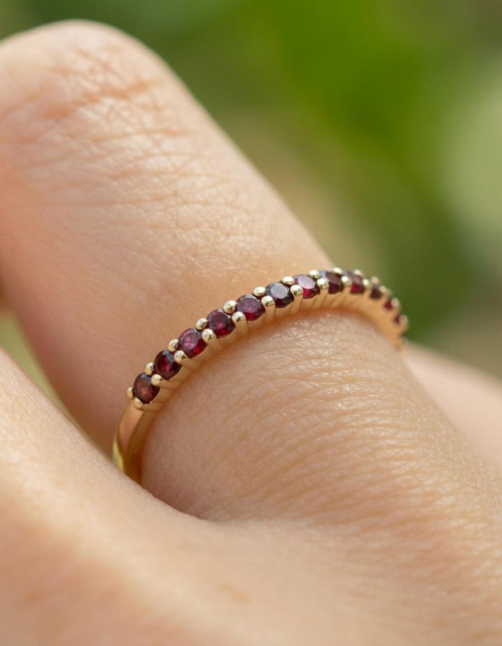 Shared Prong Garnet Wedding Band, January Birthstone Ring, Classic Wedding Ring, Women Wedding Band