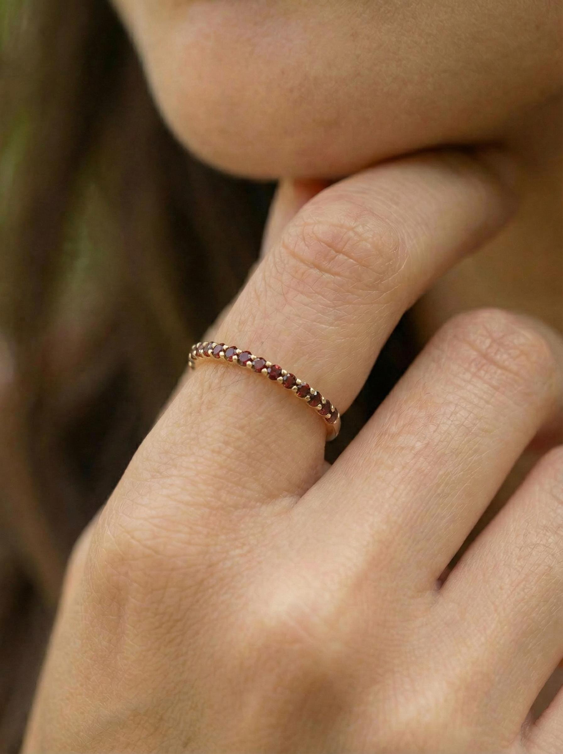 Shared Prong Garnet Wedding Band, January Birthstone Ring, Classic Wedding Ring, Women Wedding Band