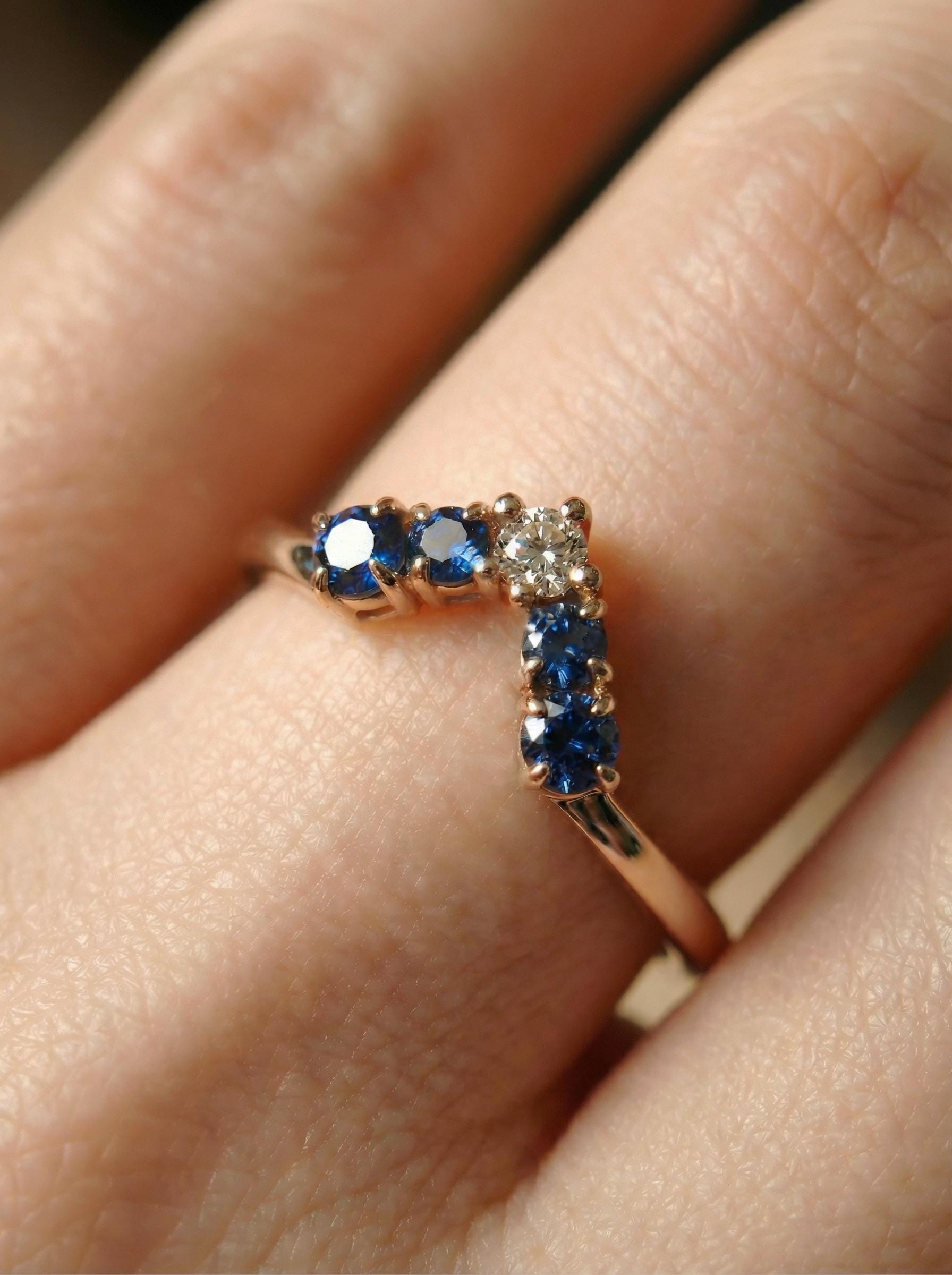 Blue Sapphire Engagement Ring Set, Vintage Pear Cut Bridal Ring, Antique Curved Wedding Band, September Birthstone Set for Her