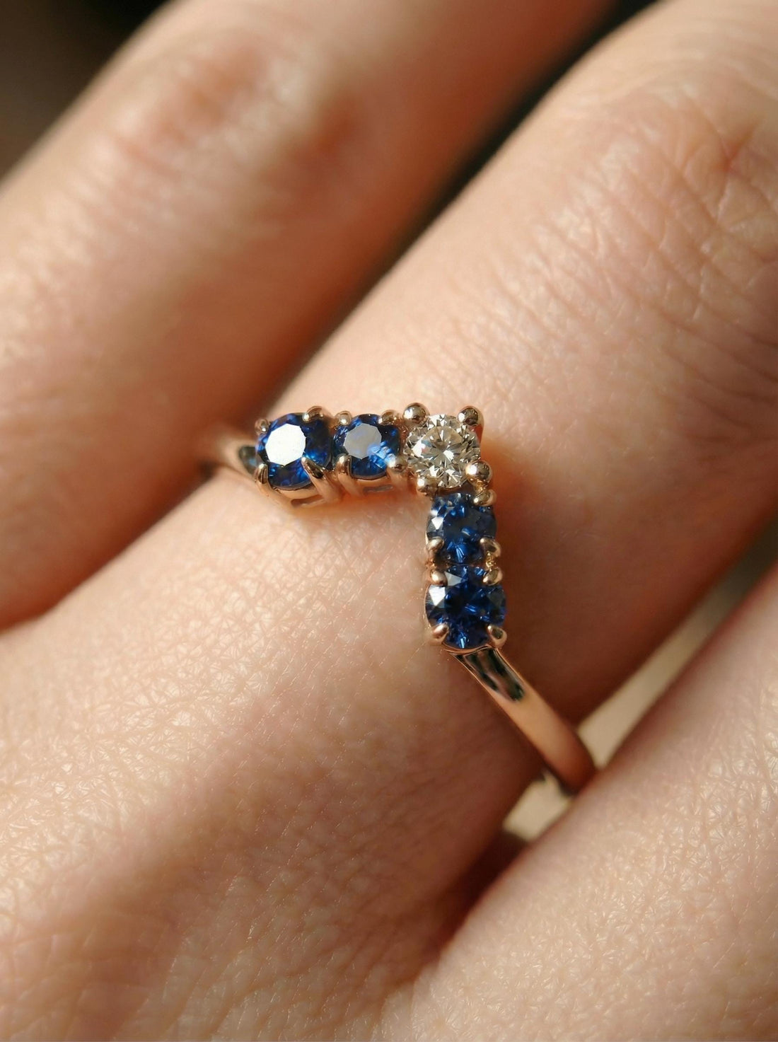 Blue Sapphire Engagement Ring Set, Vintage Pear Cut Bridal Ring, Antique Curved Wedding Band, September Birthstone Set for Her