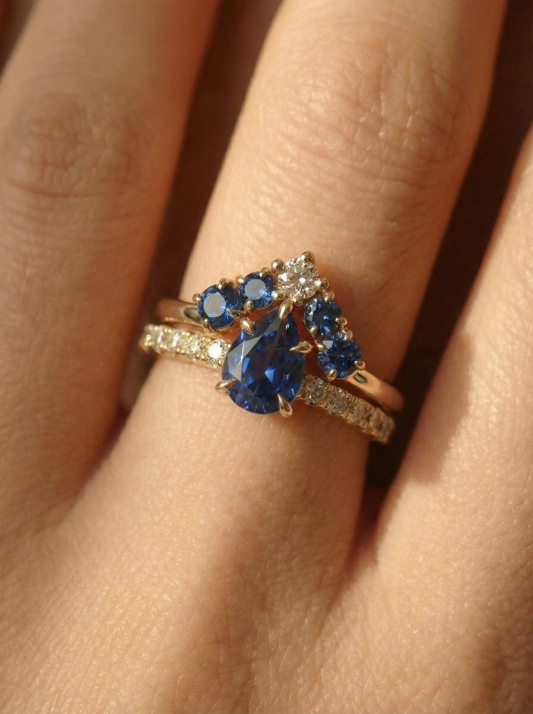 Blue Sapphire Engagement Ring Set, Vintage Pear Cut Bridal Ring, Antique Curved Wedding Band, September Birthstone Set for Her