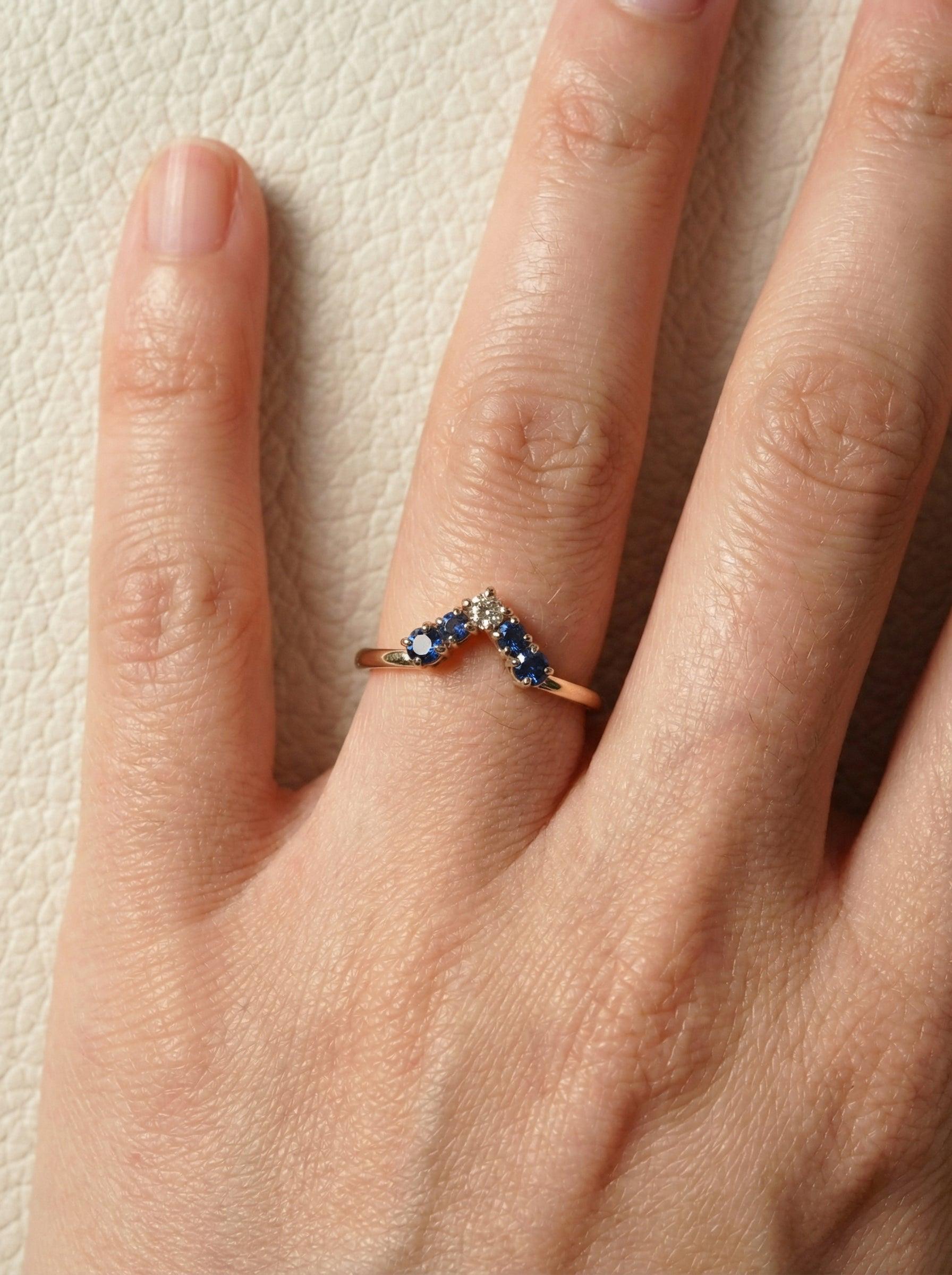 Blue Sapphire Engagement Ring Set, Vintage Pear Cut Bridal Ring, Antique Curved Wedding Band, September Birthstone Set for Her